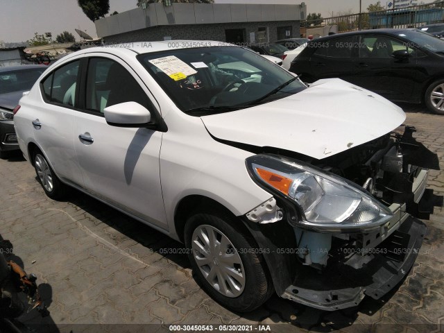 NISSAN VERSA SEDAN 2019 00000000000847057