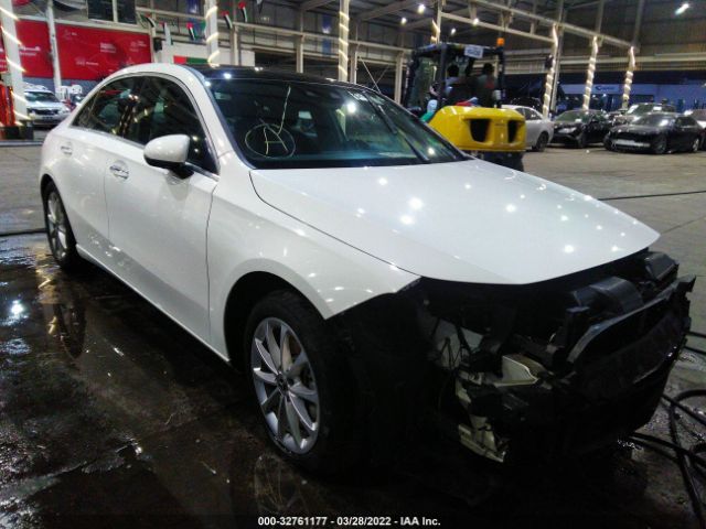 MERCEDES-BENZ A-CLASS 2019 00d3g4fb5kw001157