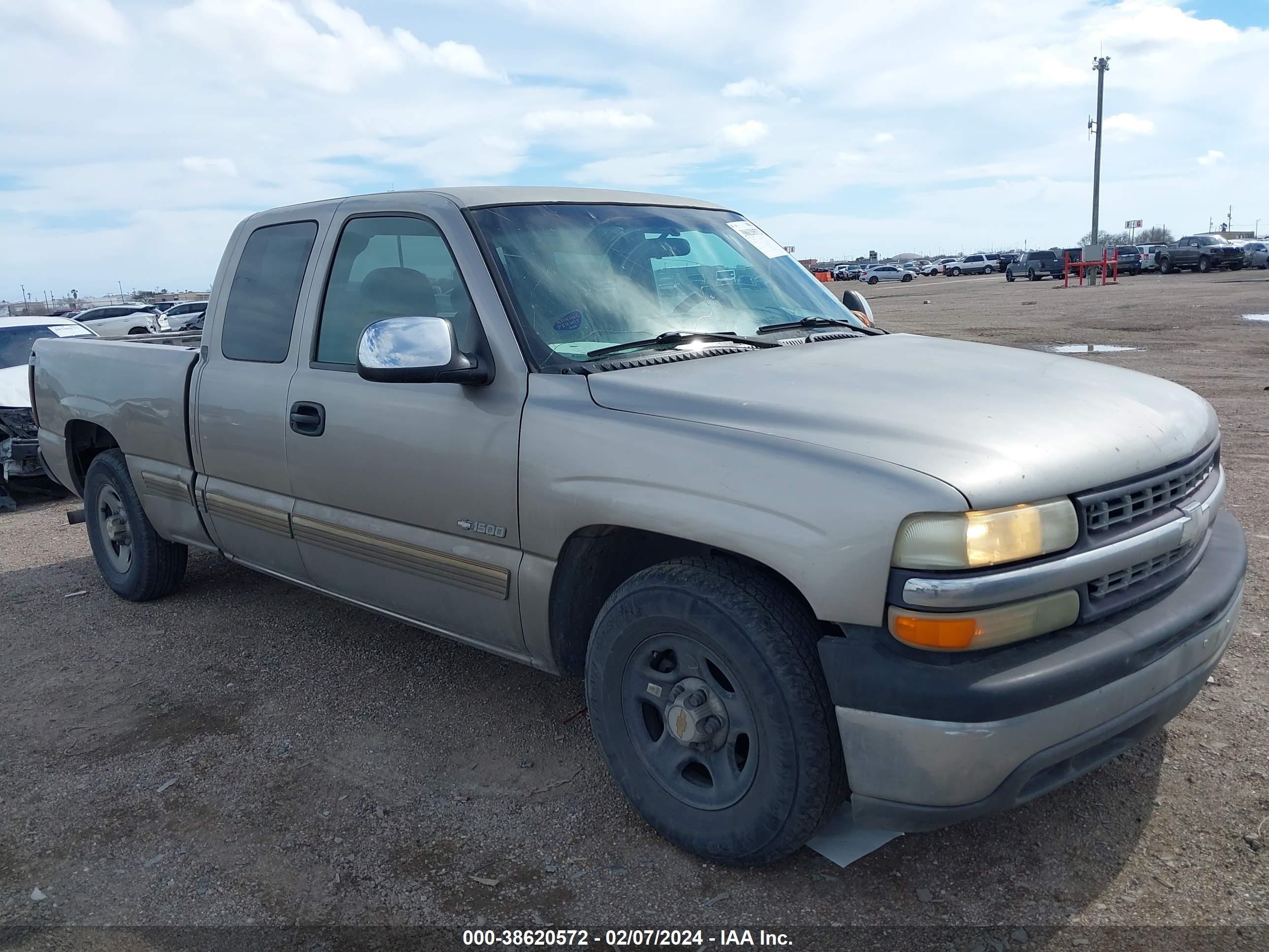 CHEVROLET SILVERADO 2002 02gcec19v42123350