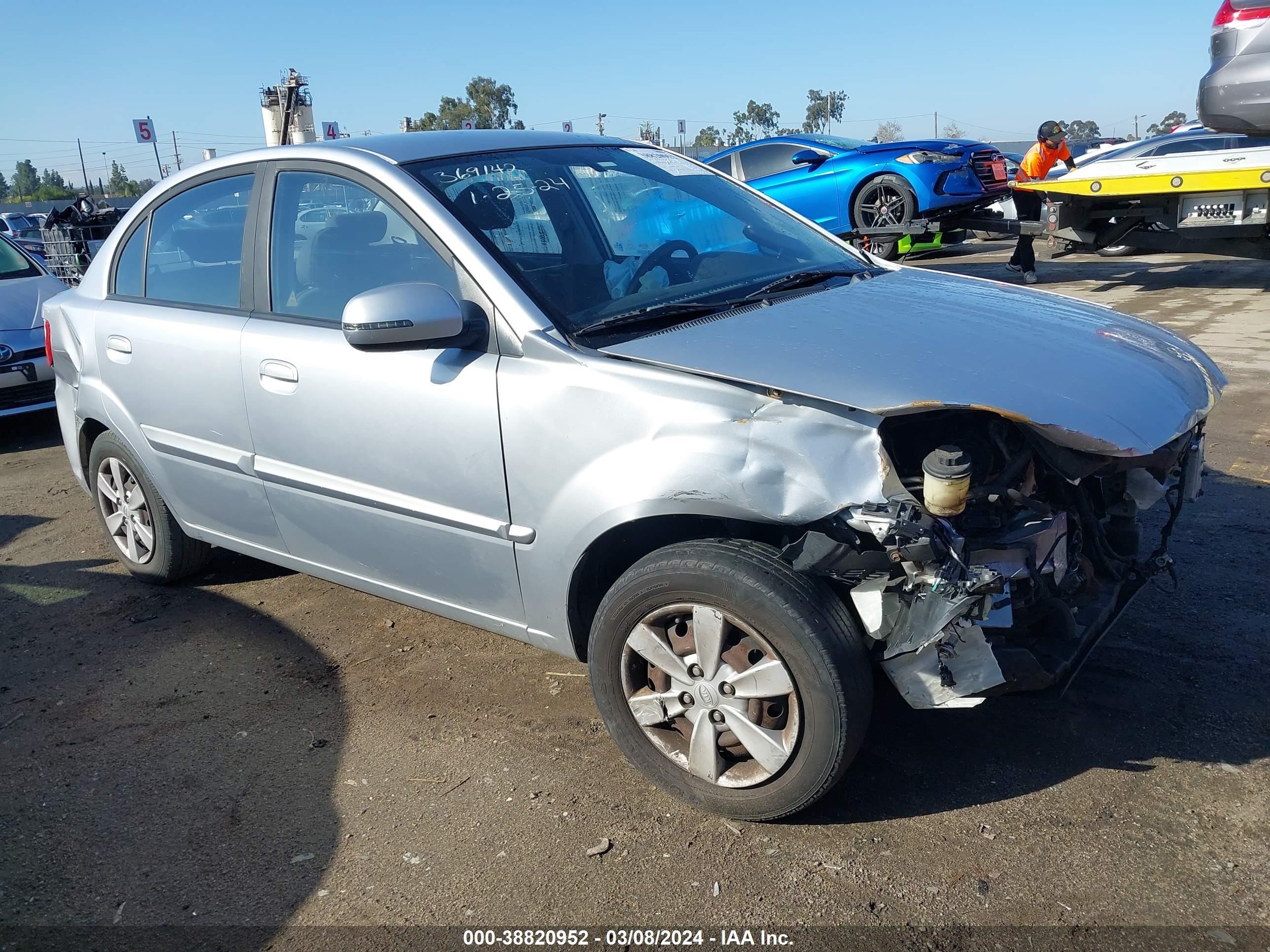 KIA RIO 2010 0knadh4a33a665161