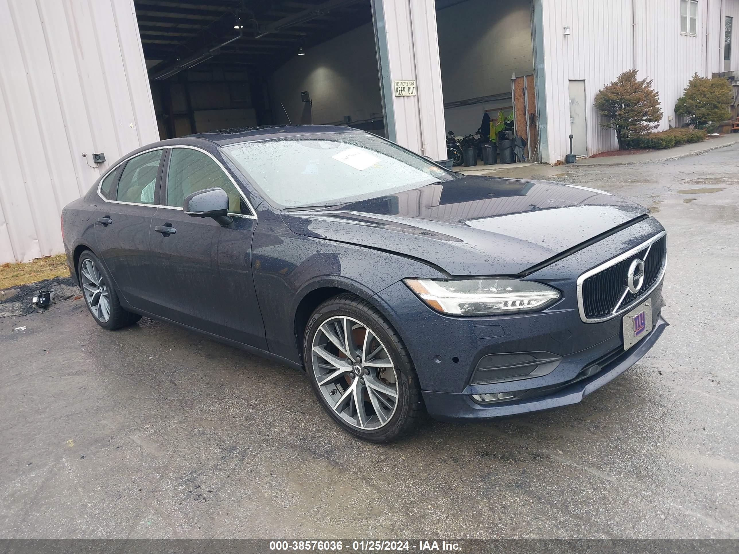 VOLVO S90 2017 0yv1a22mk8h015890