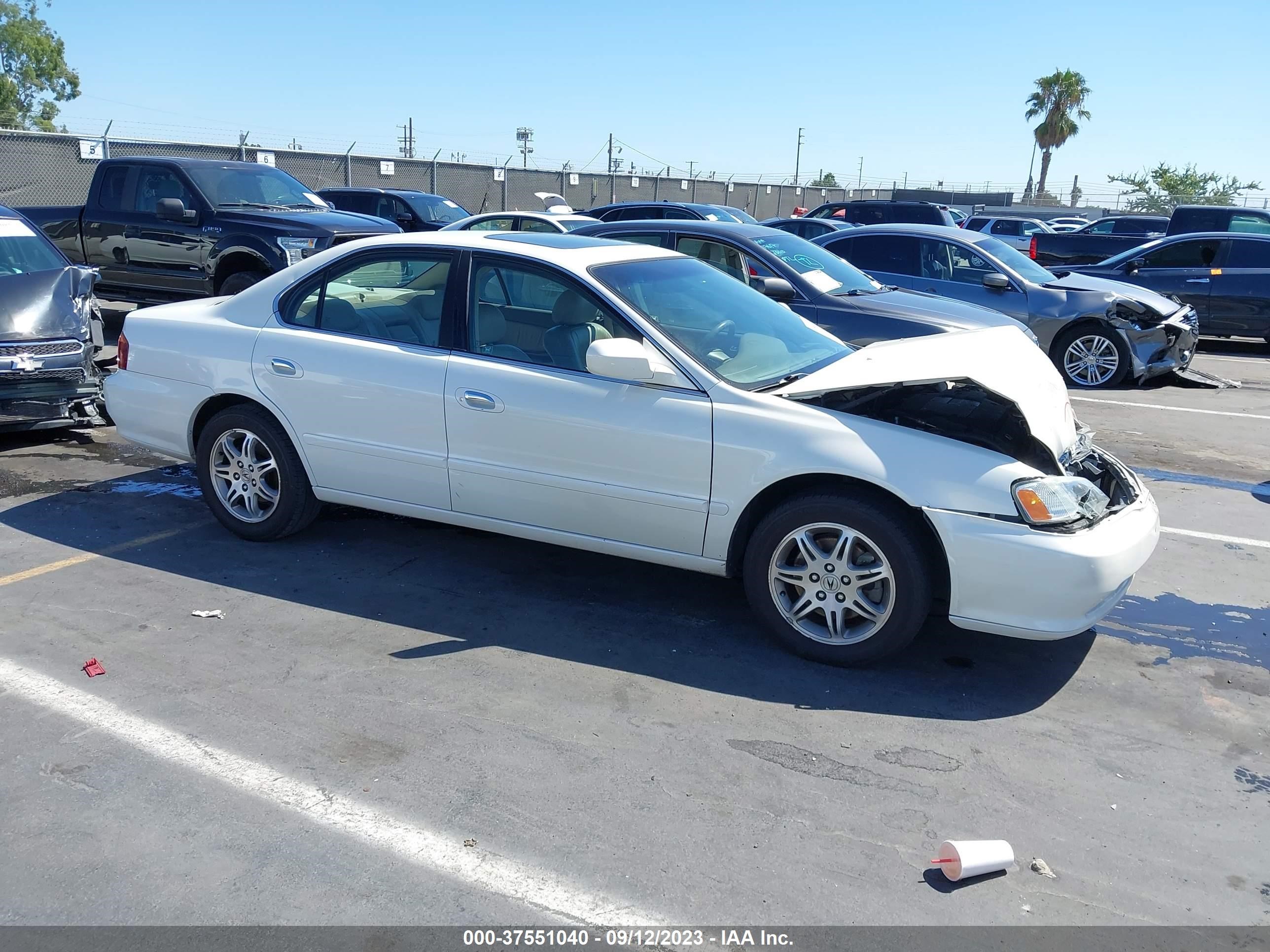 ACURA TL 2001 19uua56641a004220