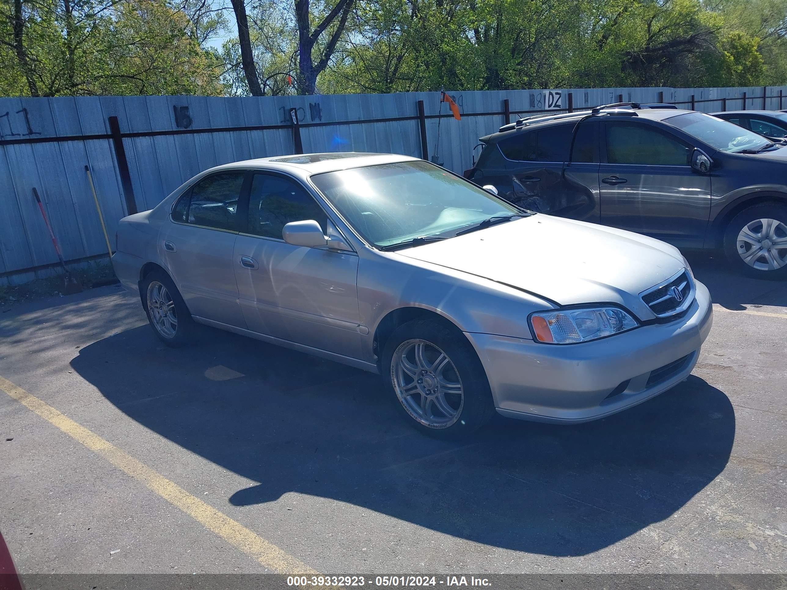 ACURA TL 2001 19uua56661a014537