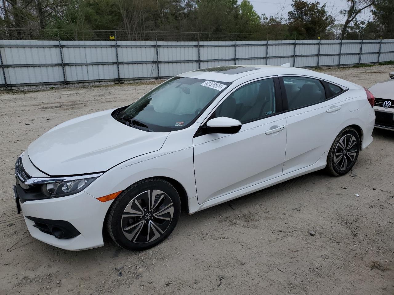 HONDA CIVIC 2018 19xfc1f33je004223