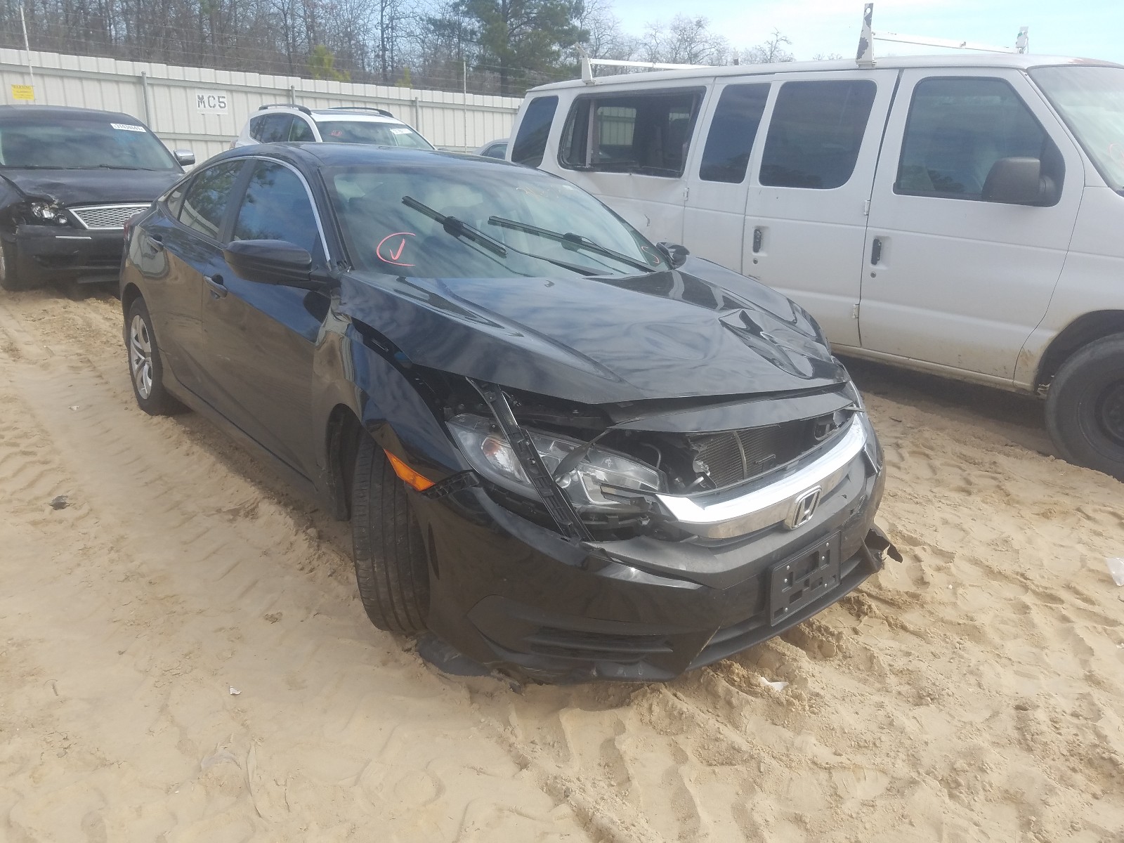 HONDA CIVIC LX 2016 19xfc2f5xge077556