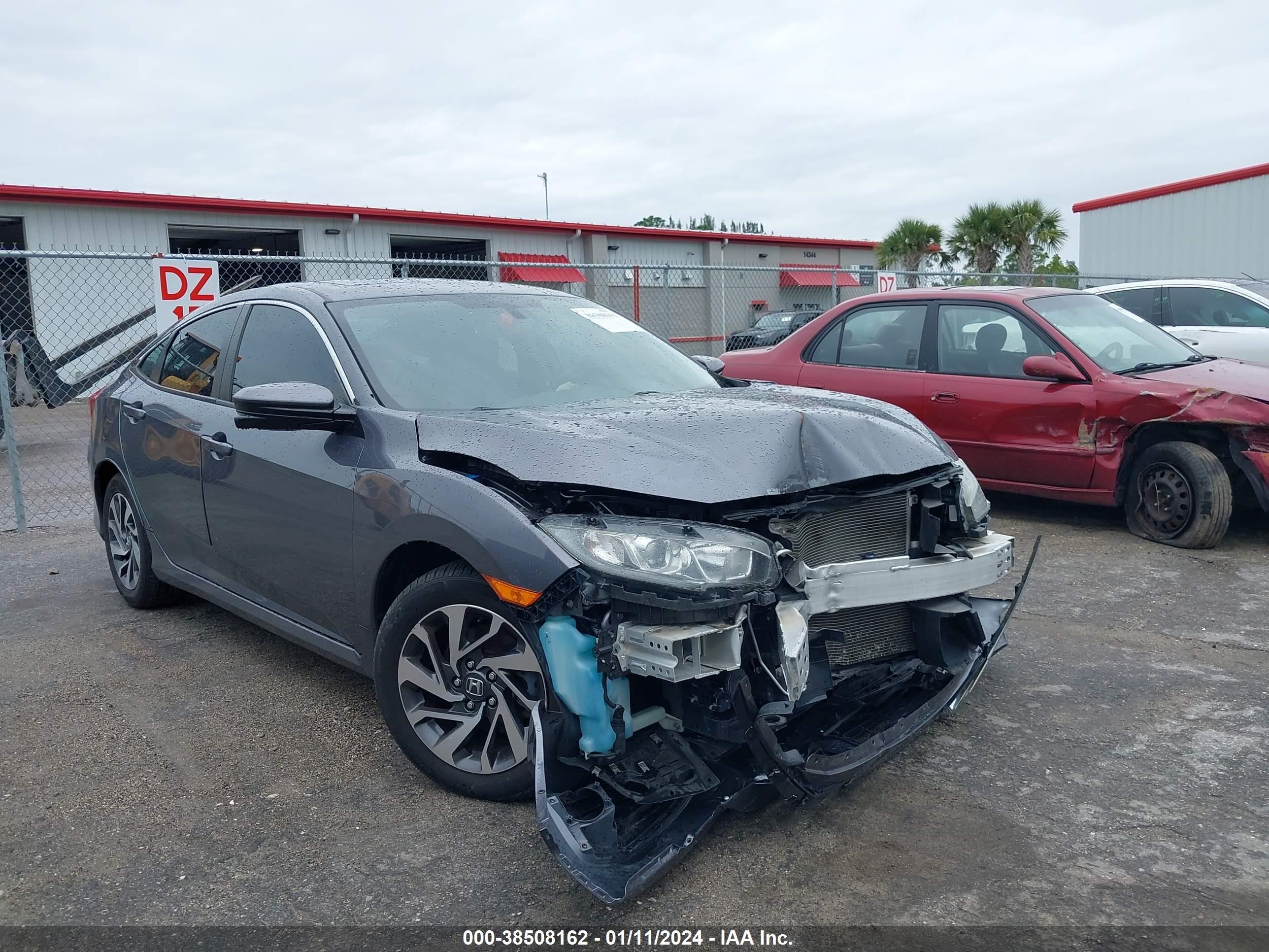 HONDA CIVIC 2018 19xfc2f73je001914