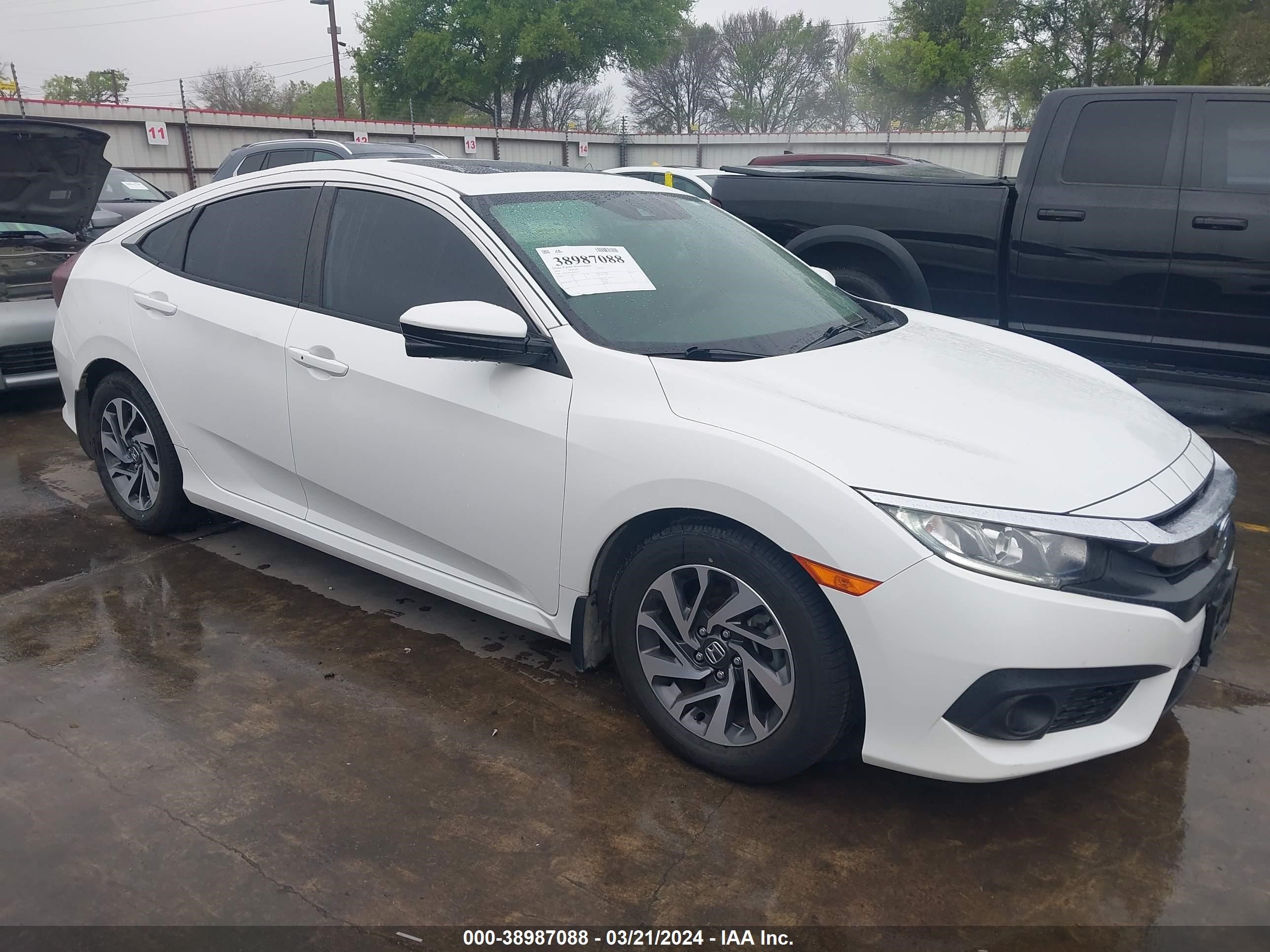 HONDA CIVIC 2018 19xfc2f89je004227