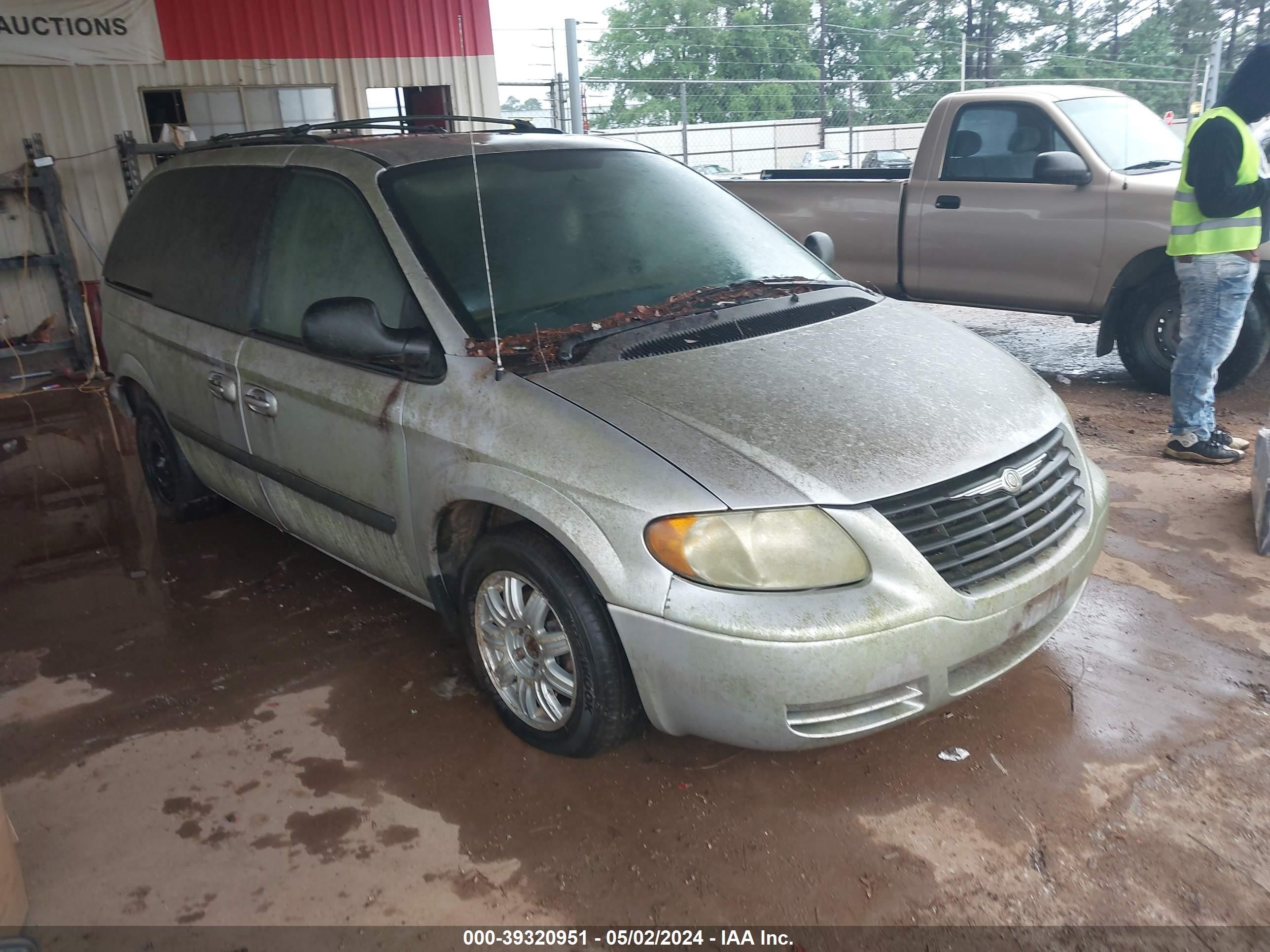 CHRYSLER TOWN & COUNTRY 2007 1a4gj45r87b118235