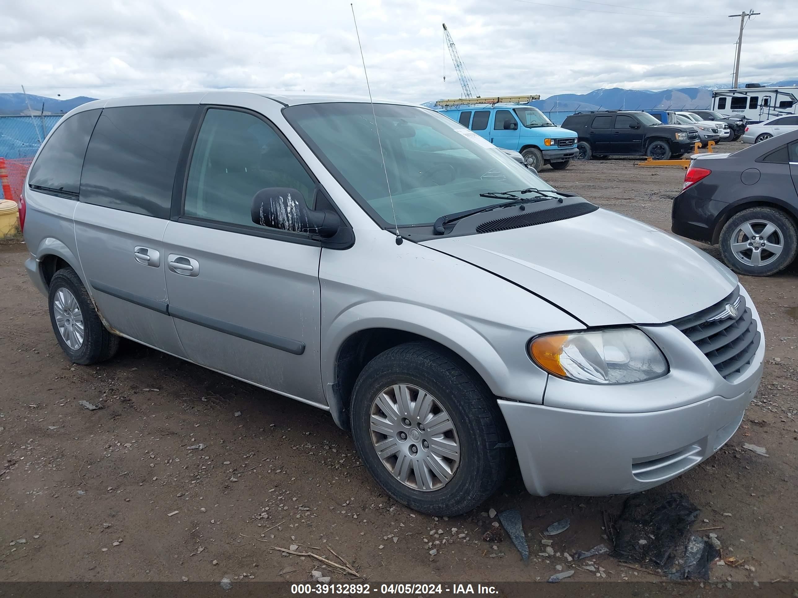 CHRYSLER TOWN & COUNTRY 2007 1a4gj45r87b152210