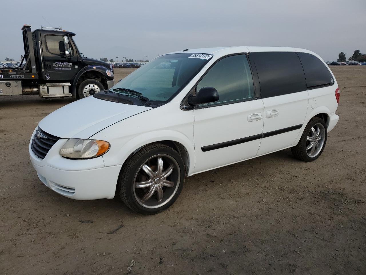 CHRYSLER TOWN & COUNTRY 2006 1a4gp45r06b728028