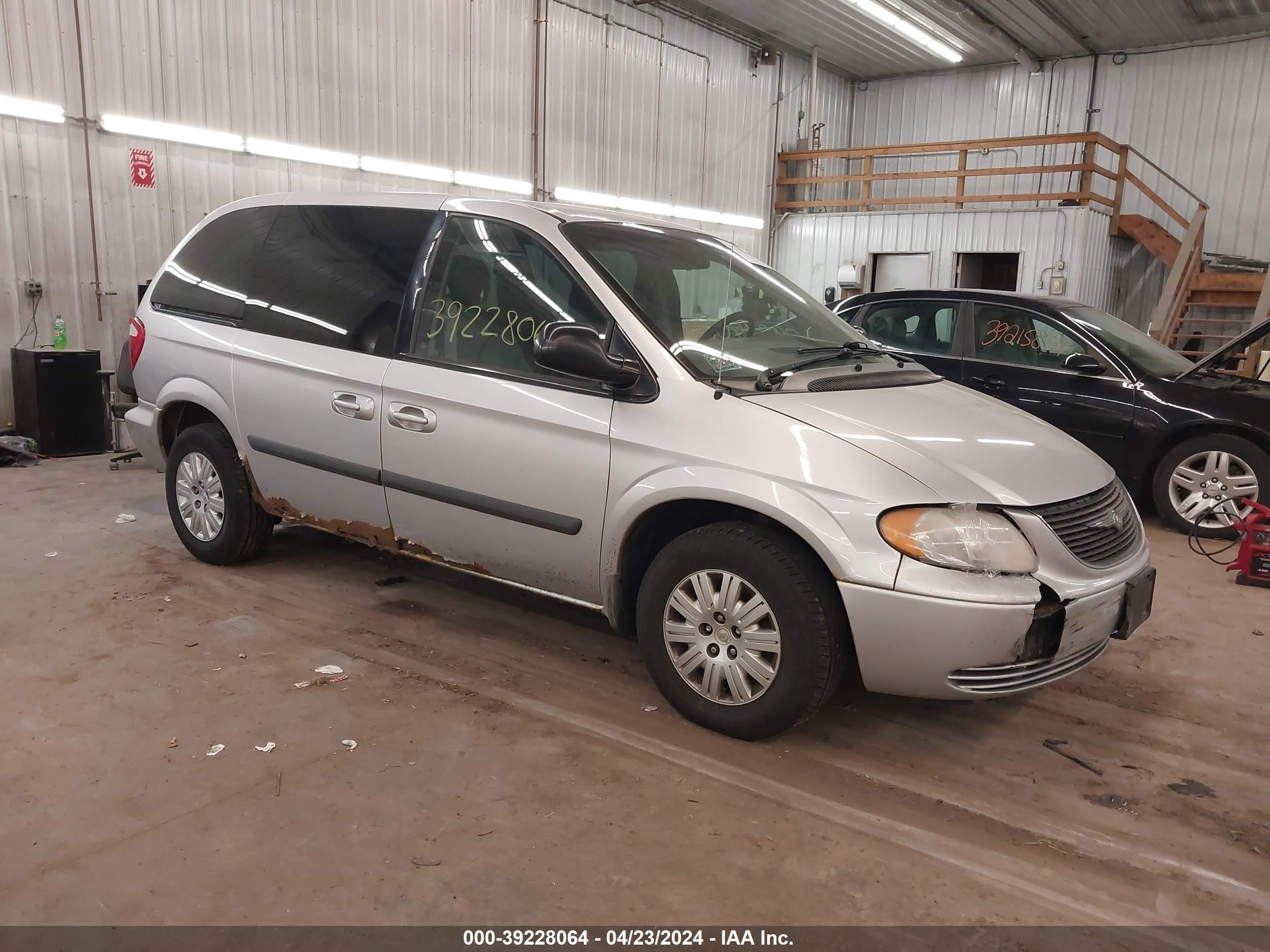 CHRYSLER TOWN & COUNTRY 2006 1a4gp45r36b533573