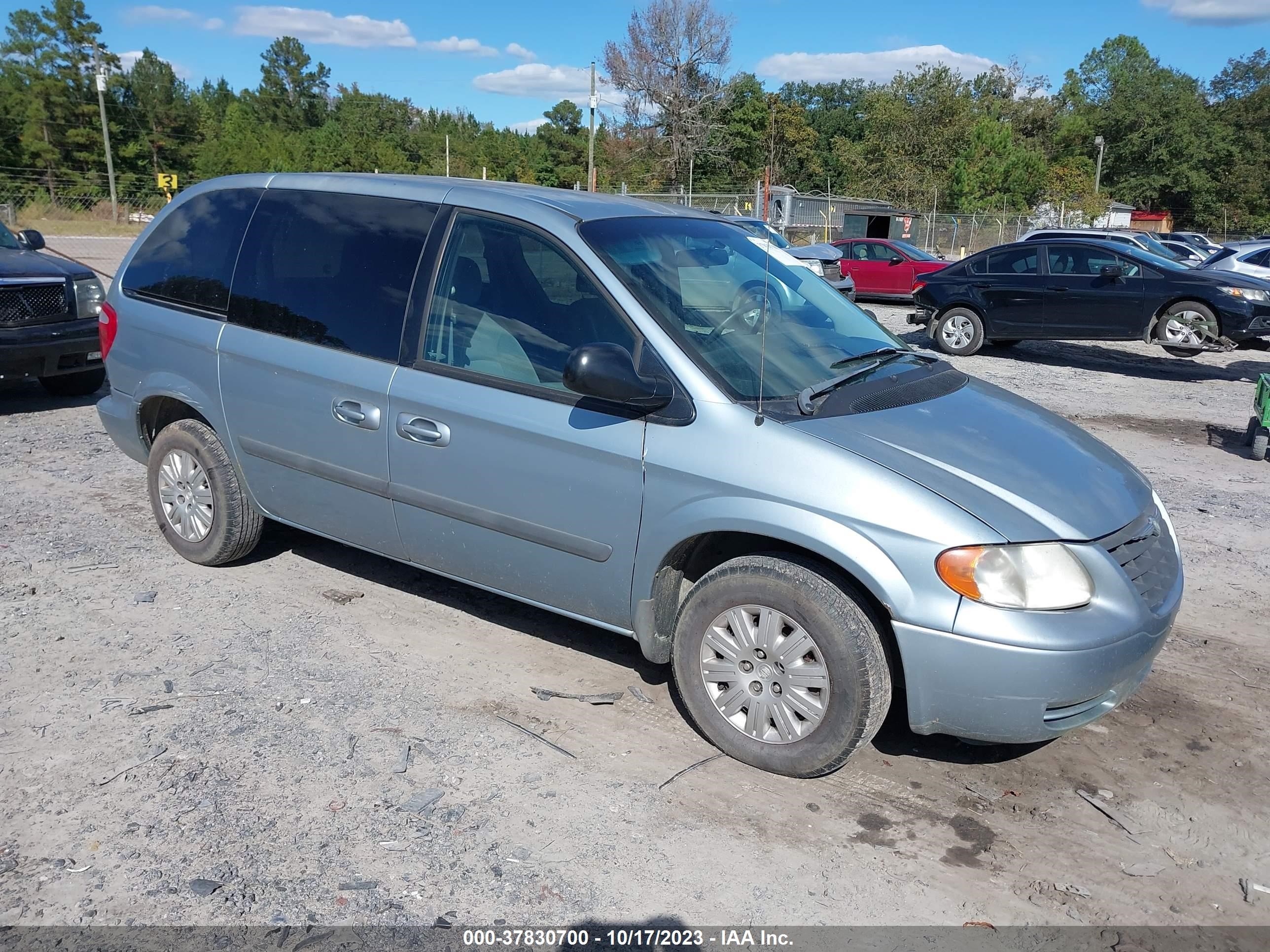 CHRYSLER TOWN & COUNTRY 2006 1a4gp45r56b628653