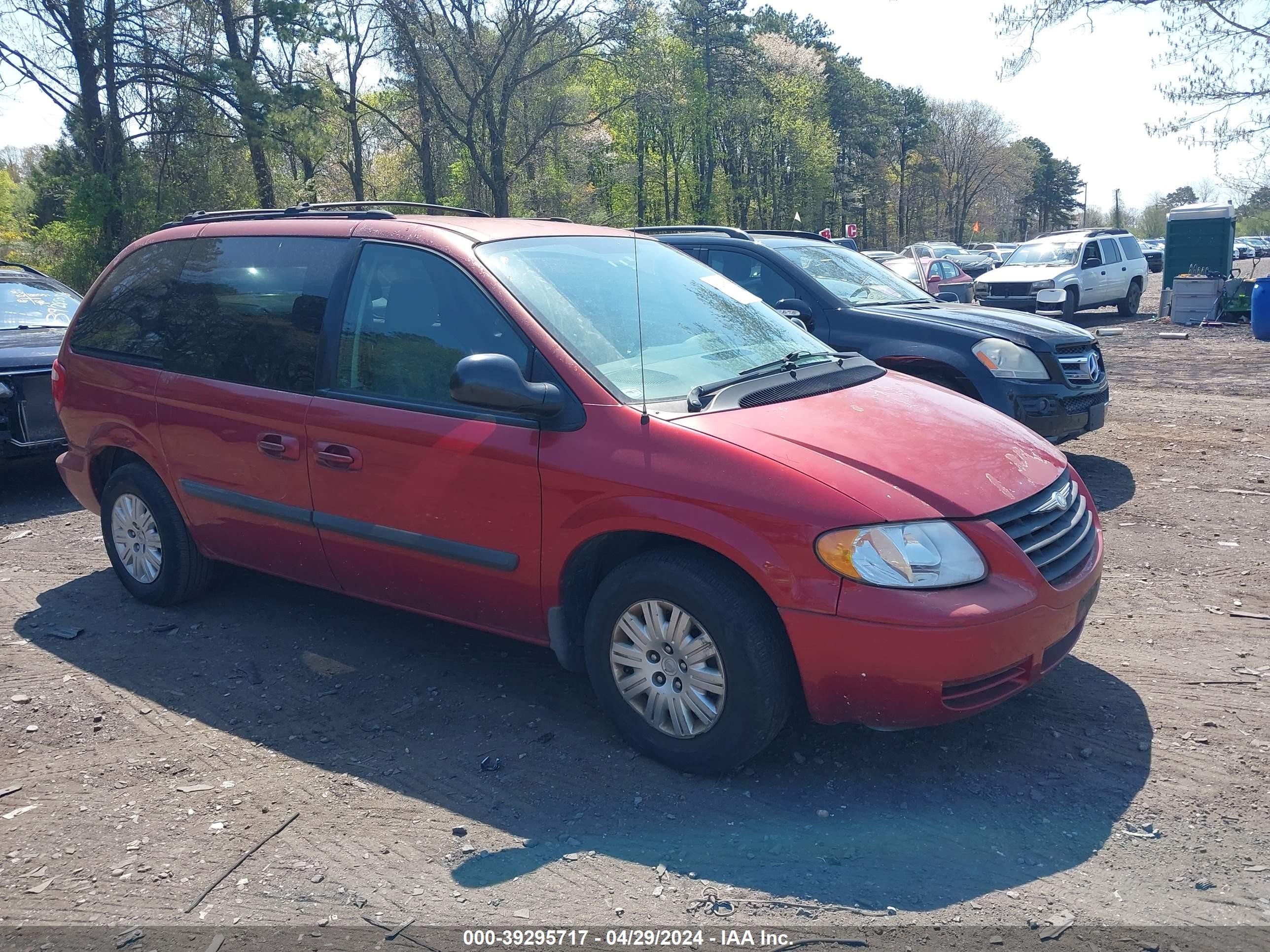 CHRYSLER TOWN & COUNTRY 2006 1a4gp45r86b548943