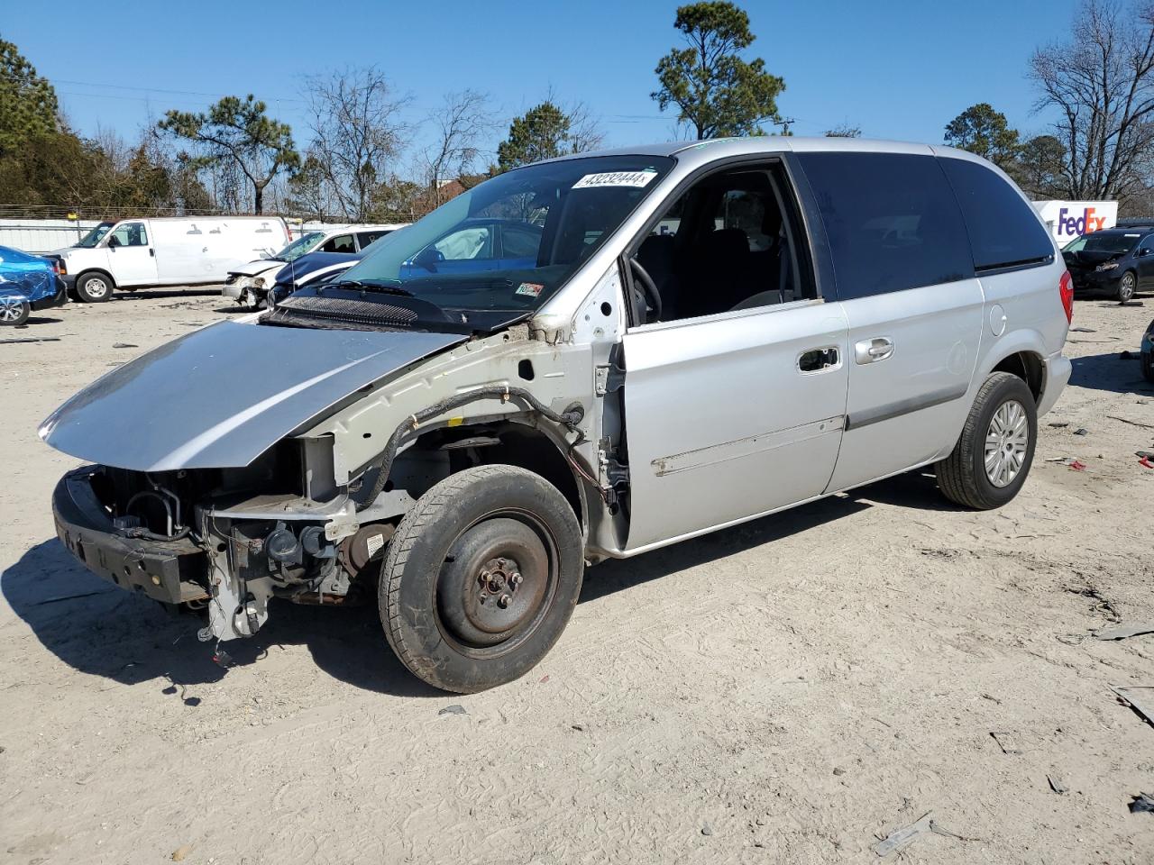 CHRYSLER TOWN & COUNTRY 2006 1a4gp45r86b644958