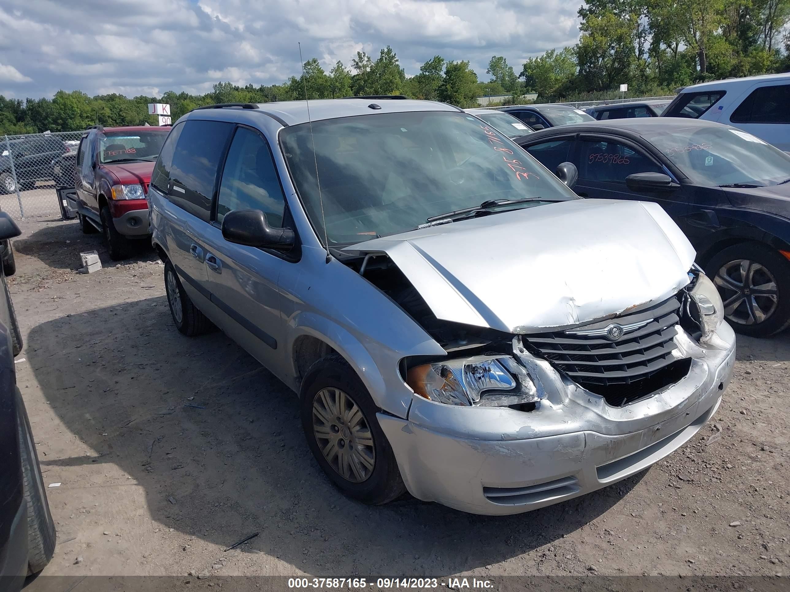 CHRYSLER TOWN & COUNTRY 2006 1a4gp45r96b718386