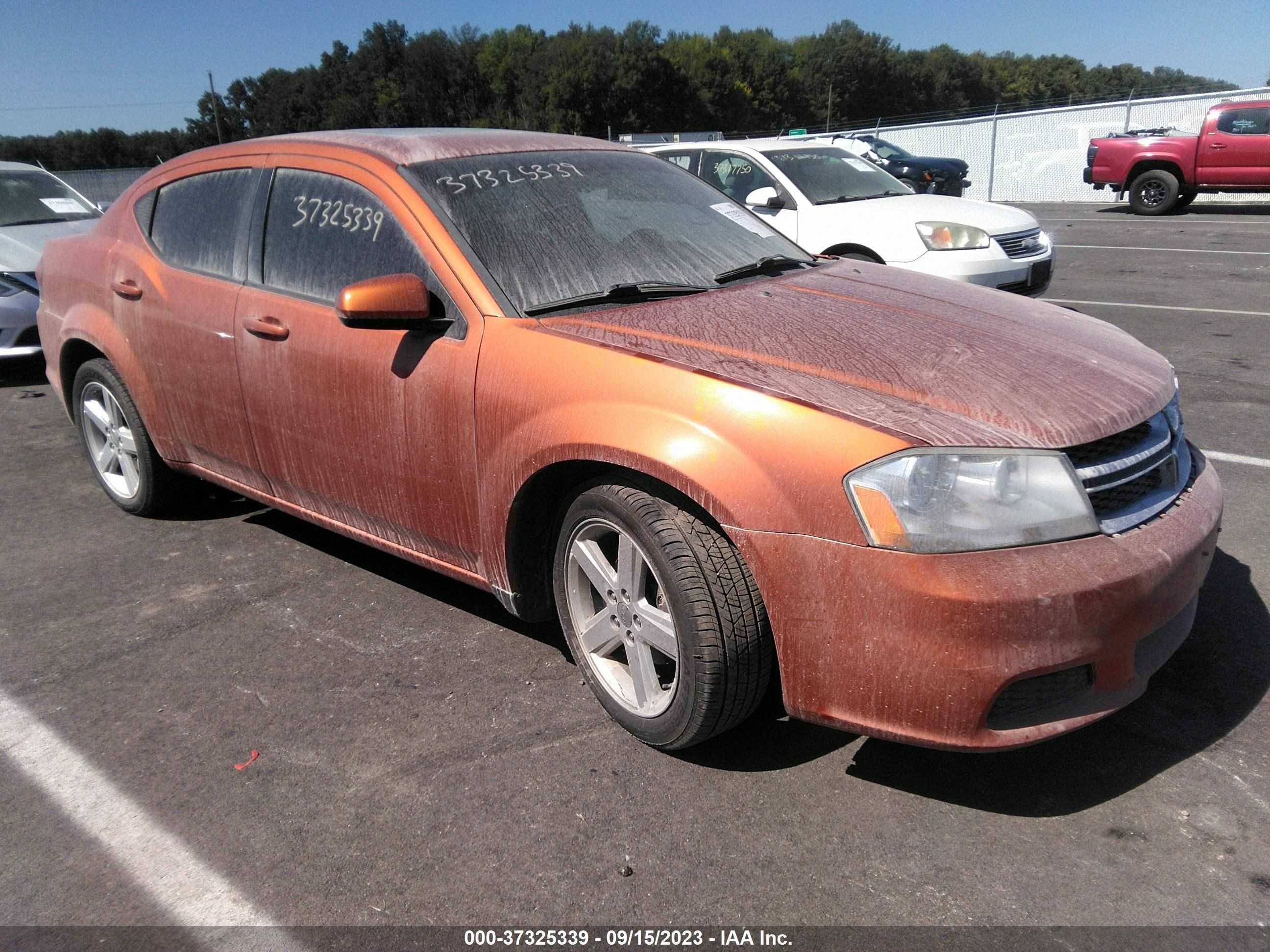 DODGE AVENGER 2011 1b3bd1fb7bn575053