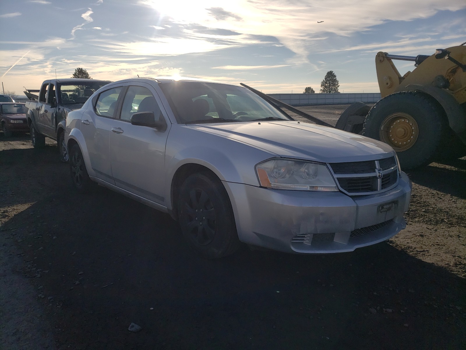 DODGE AVENGER SE 2008 1b3lc46k28n572384