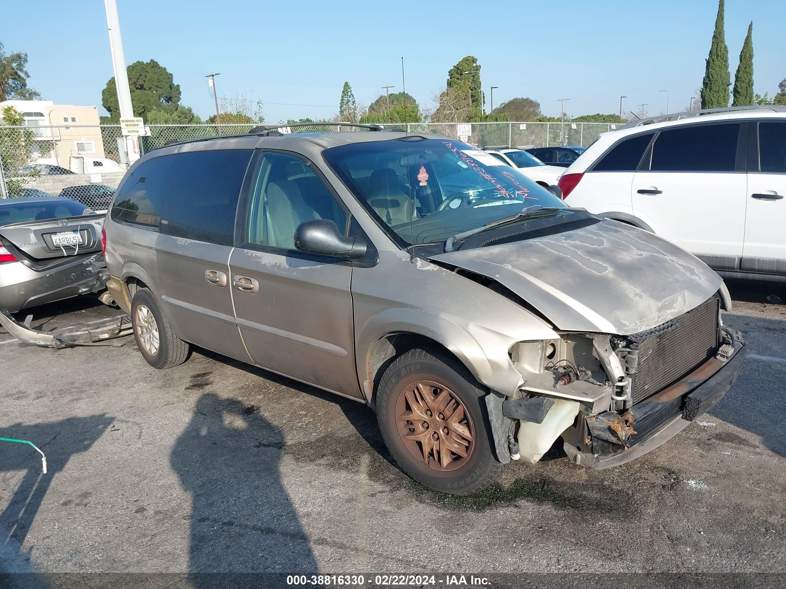 DODGE CARAVAN 2002 1b4gp44362b656939