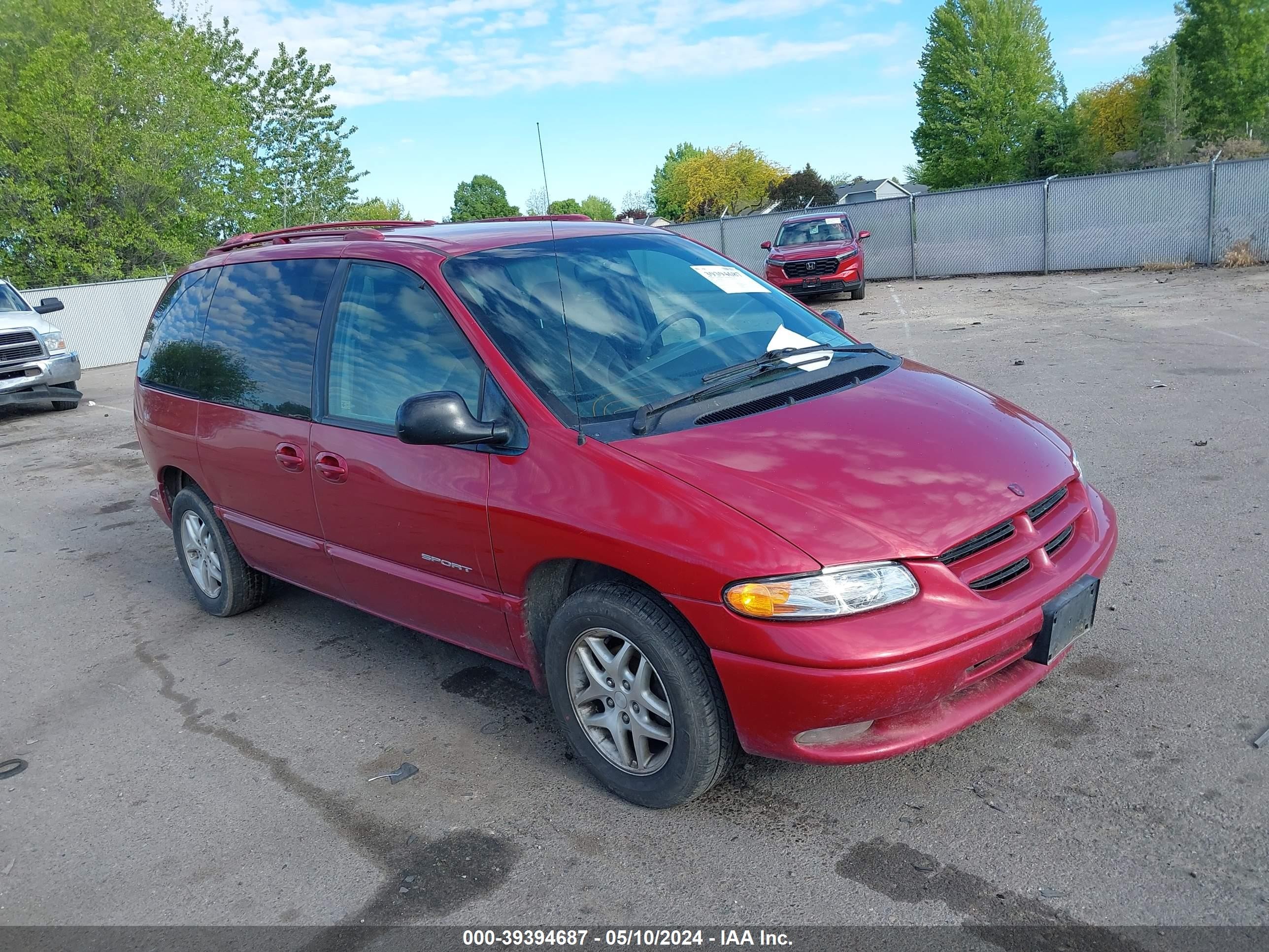 DODGE CARAVAN 1998 1b4gp45l3wb745310