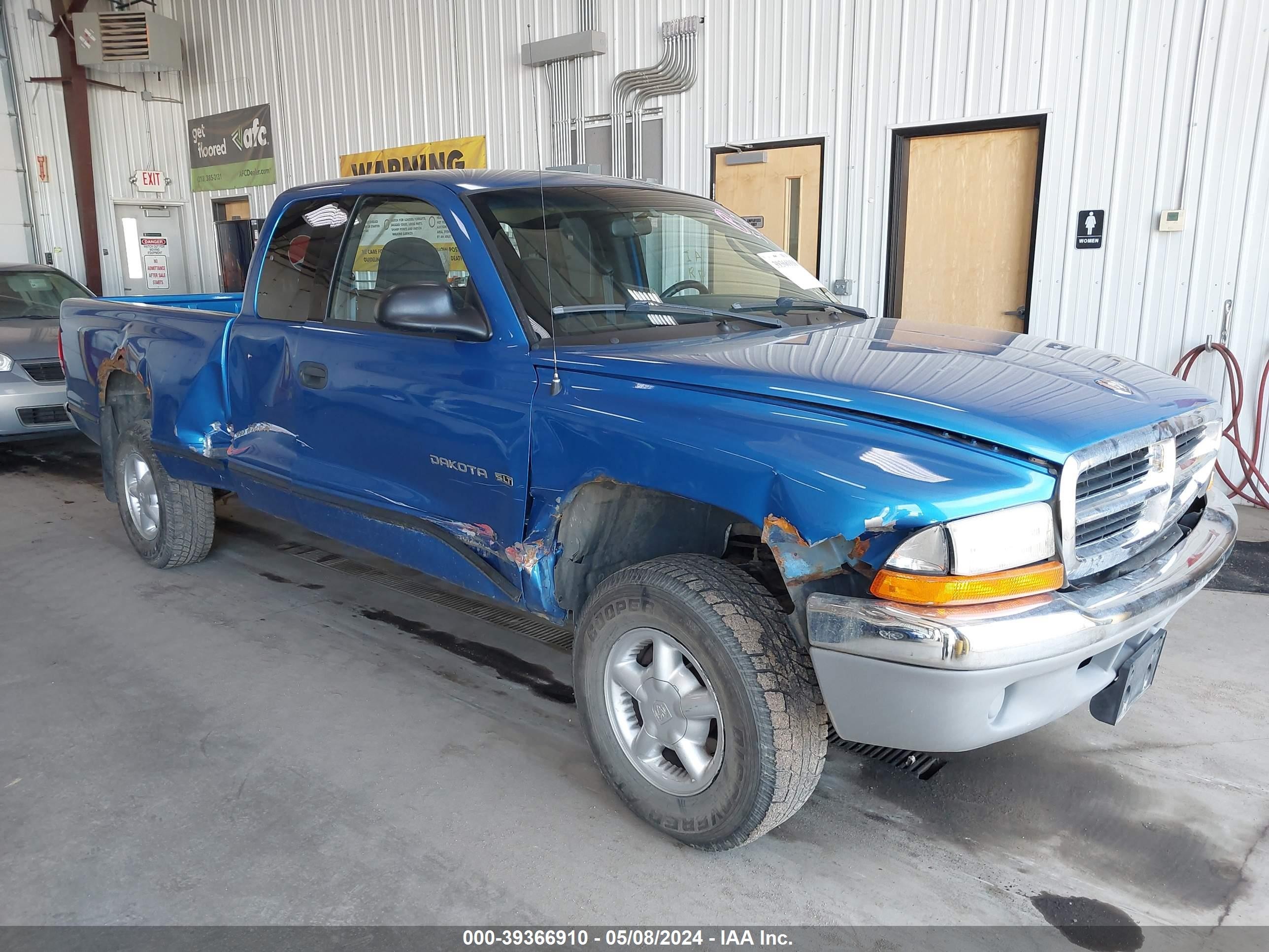 DODGE DAKOTA 2000 1b7gg22n1ys636179