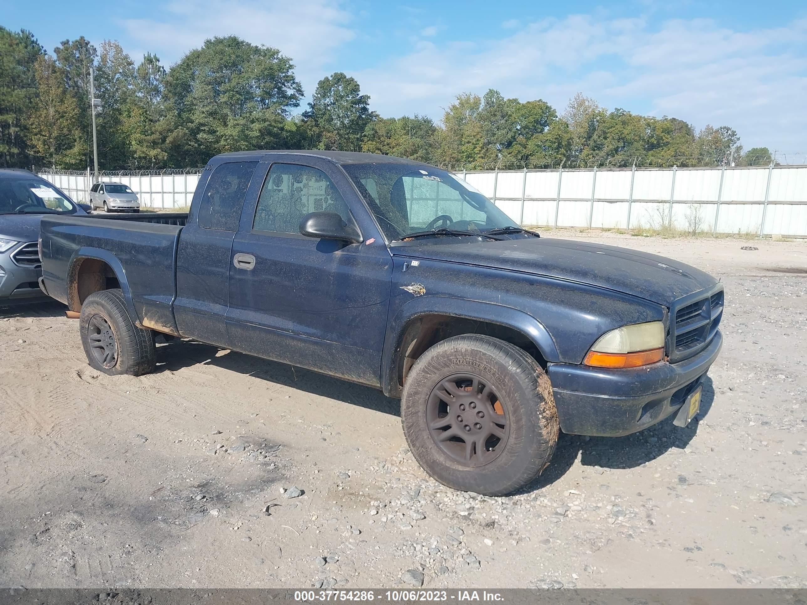 DODGE DAKOTA 2001 1b7gg22n71s321246