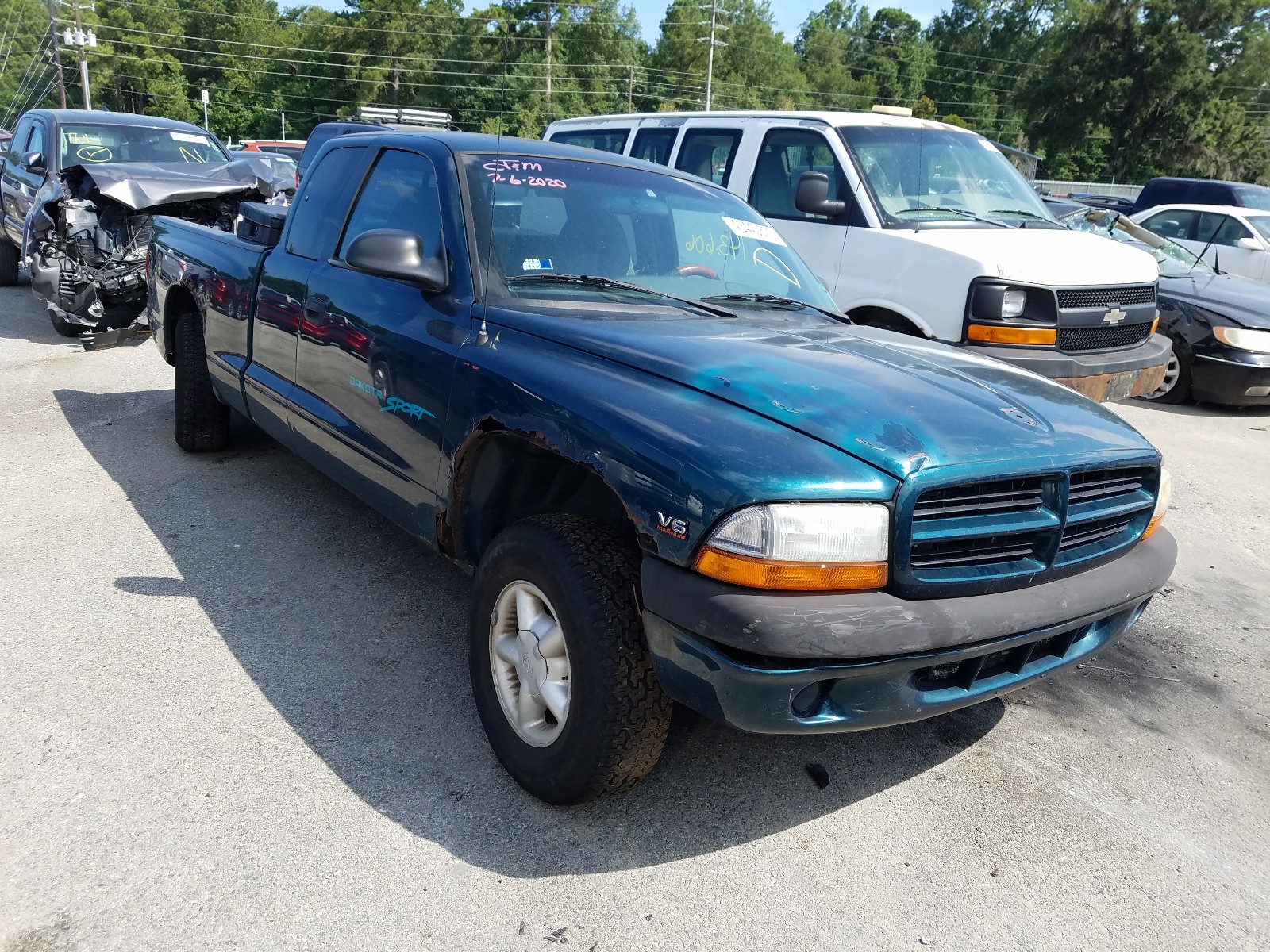 DODGE DAKOTA 1998 1b7gg22x0ws603463