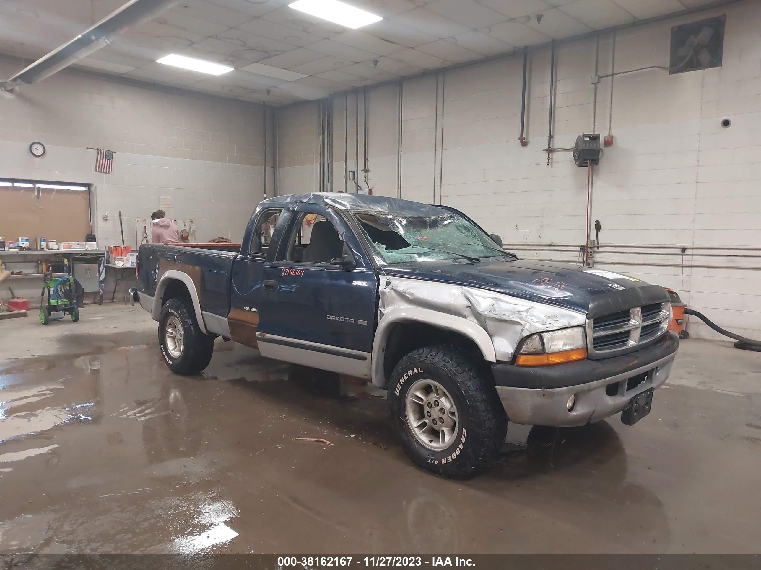 DODGE DAKOTA 2000 1b7gg22x4ys765664