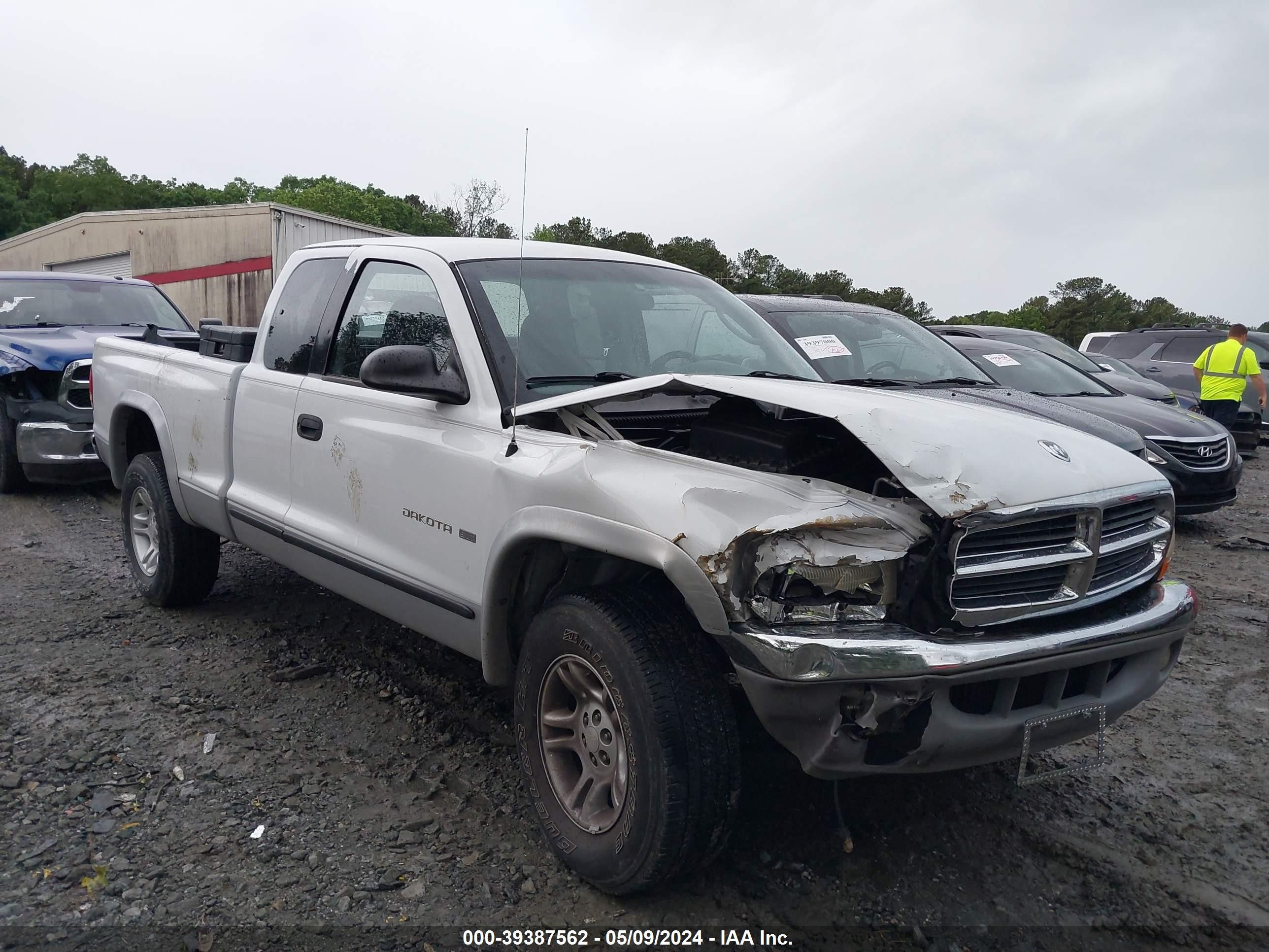 DODGE DAKOTA 2001 1b7gg22x91s279454