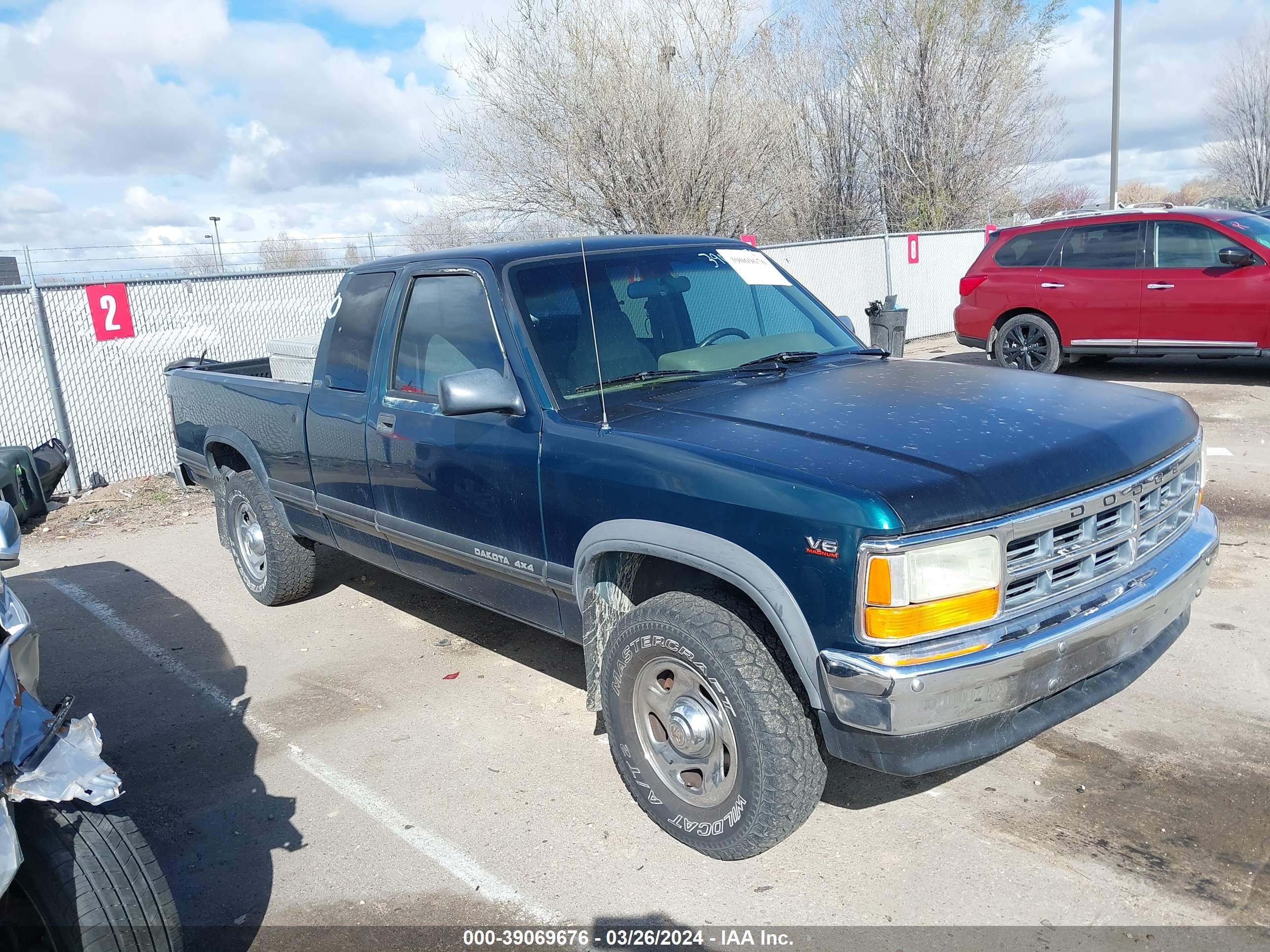 DODGE DAKOTA 1996 1b7gg23x2ts609212