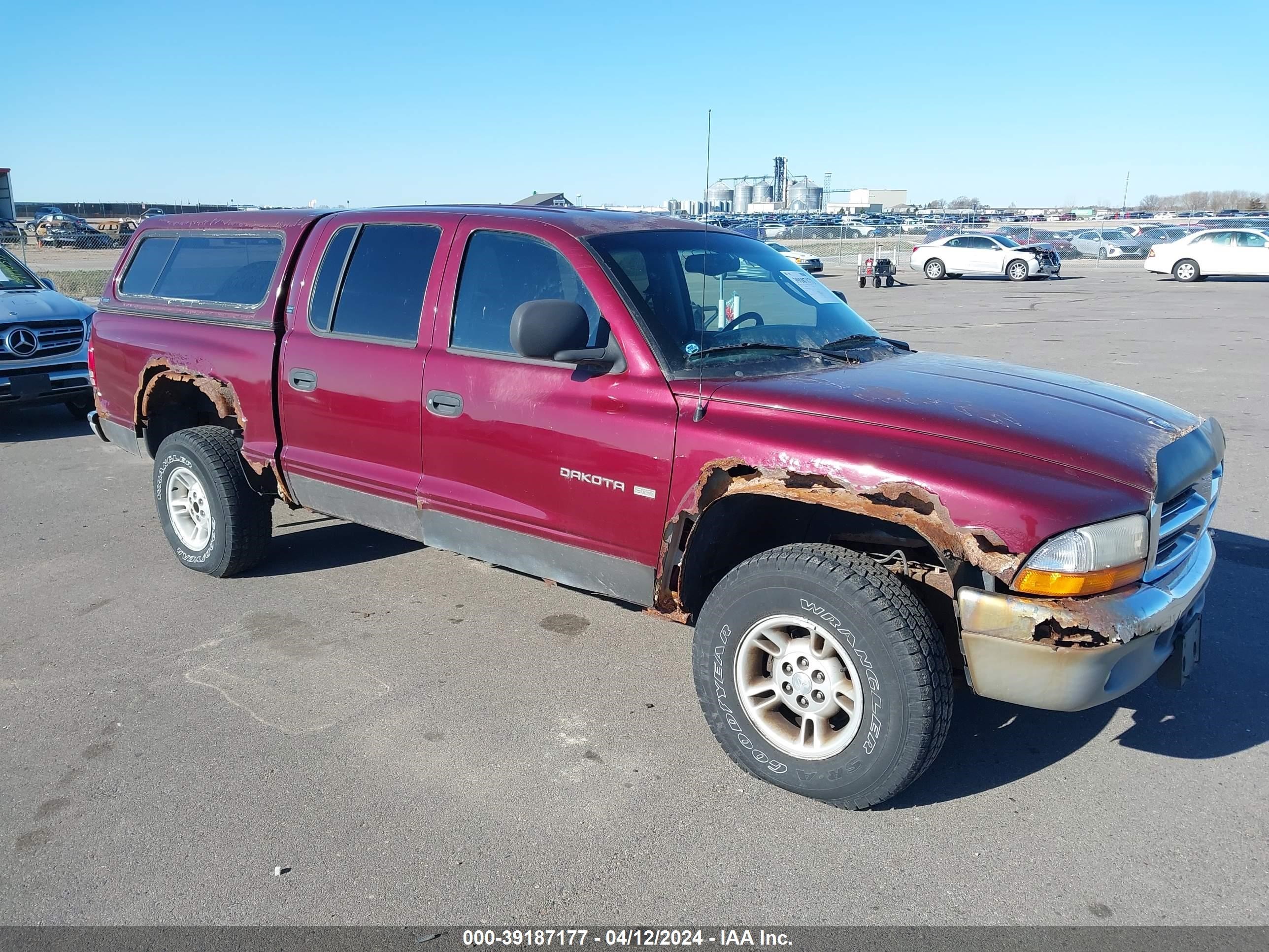 DODGE DAKOTA 2000 1b7gg2an4ys769360