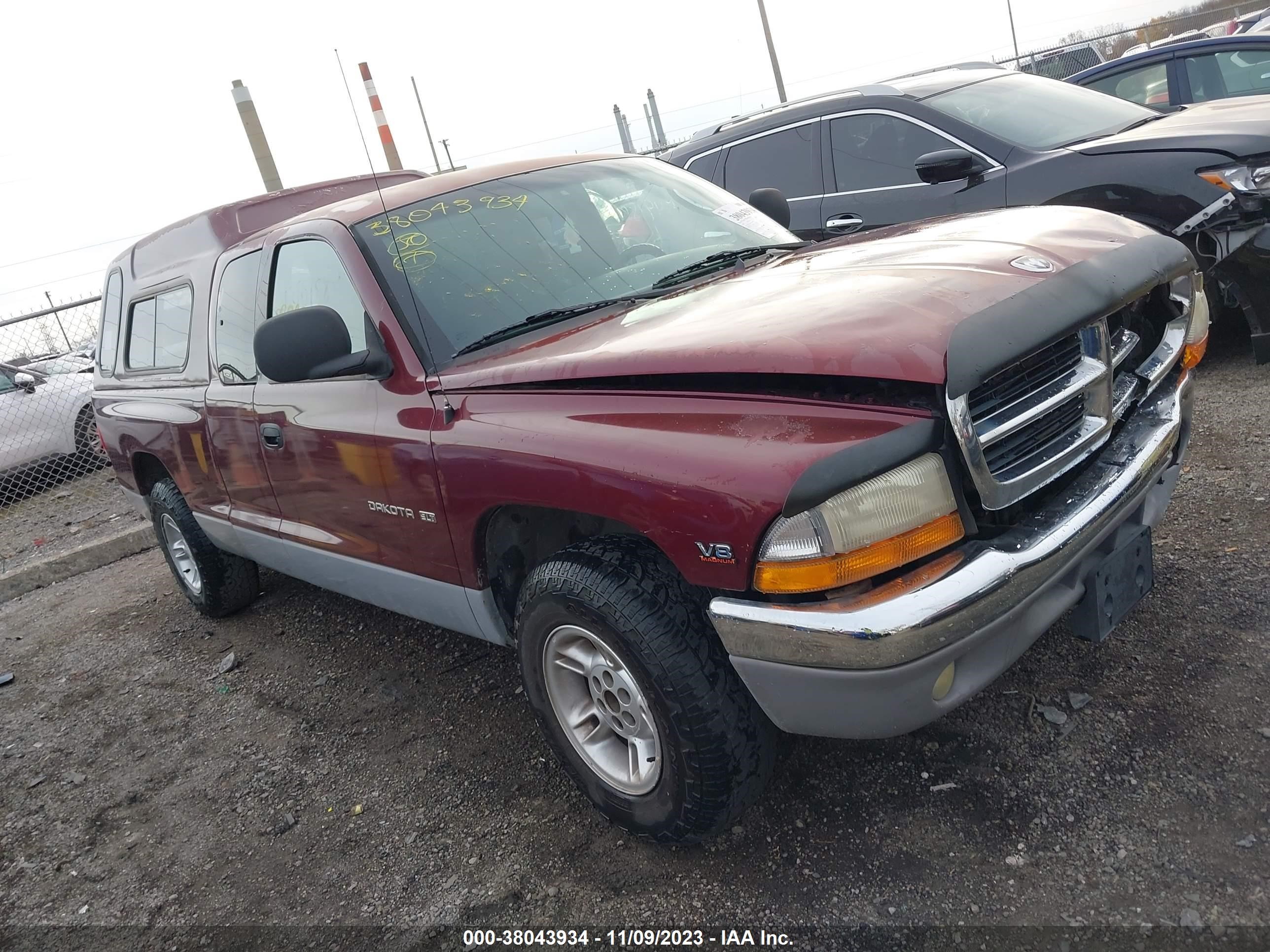 DODGE DAKOTA 2000 1b7gl22n0ys549188