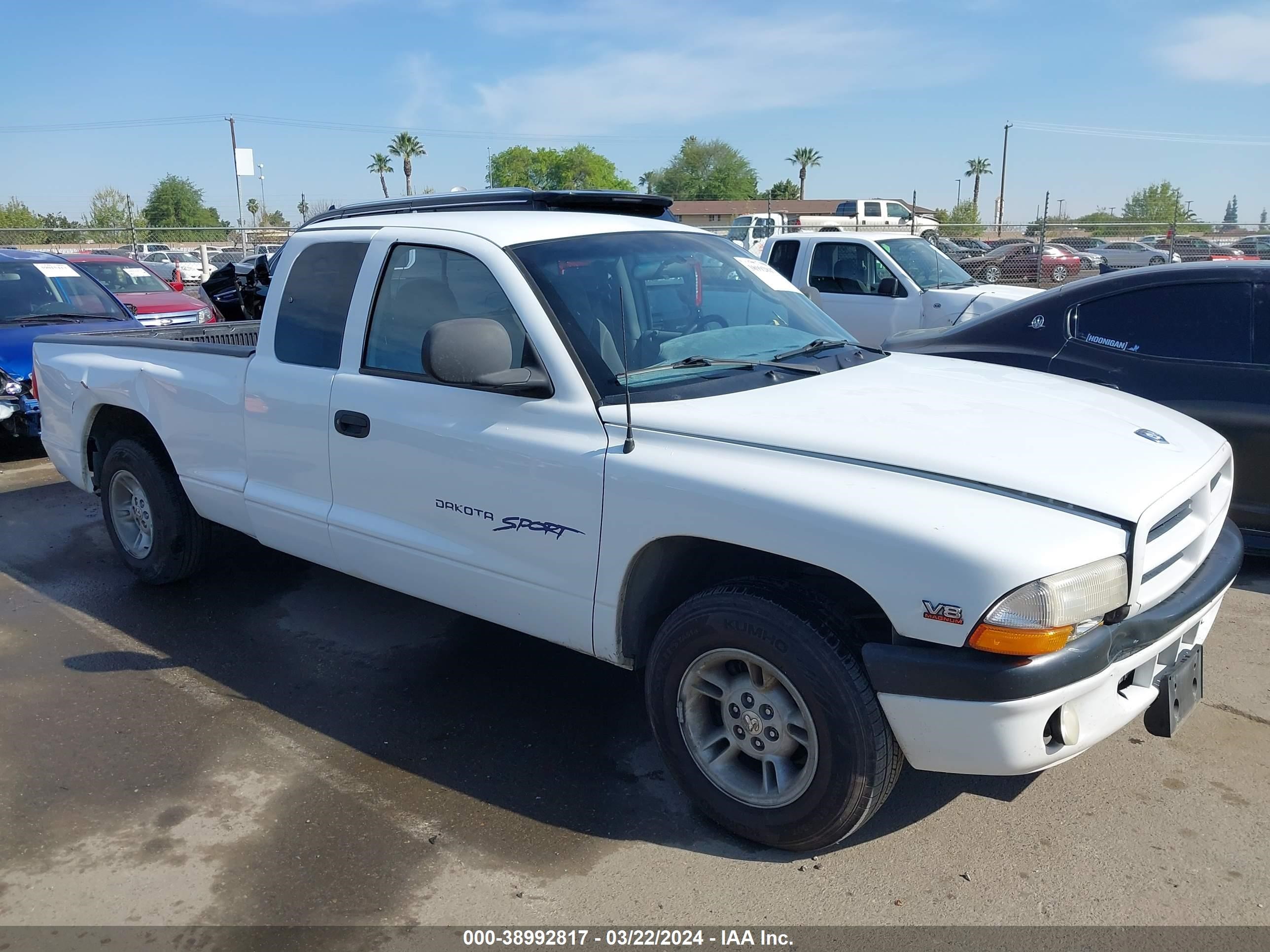 DODGE DAKOTA 2000 1b7gl22n6ys527907