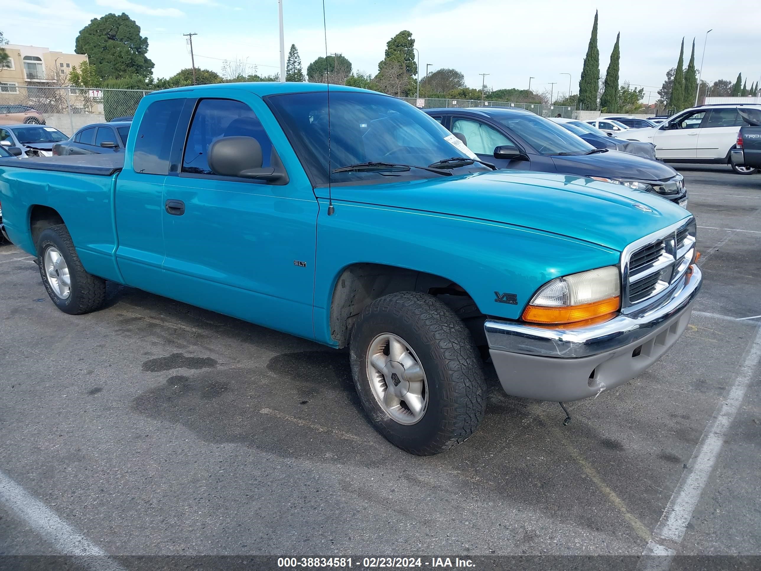 DODGE DAKOTA 1998 1b7gl22x1ws634636