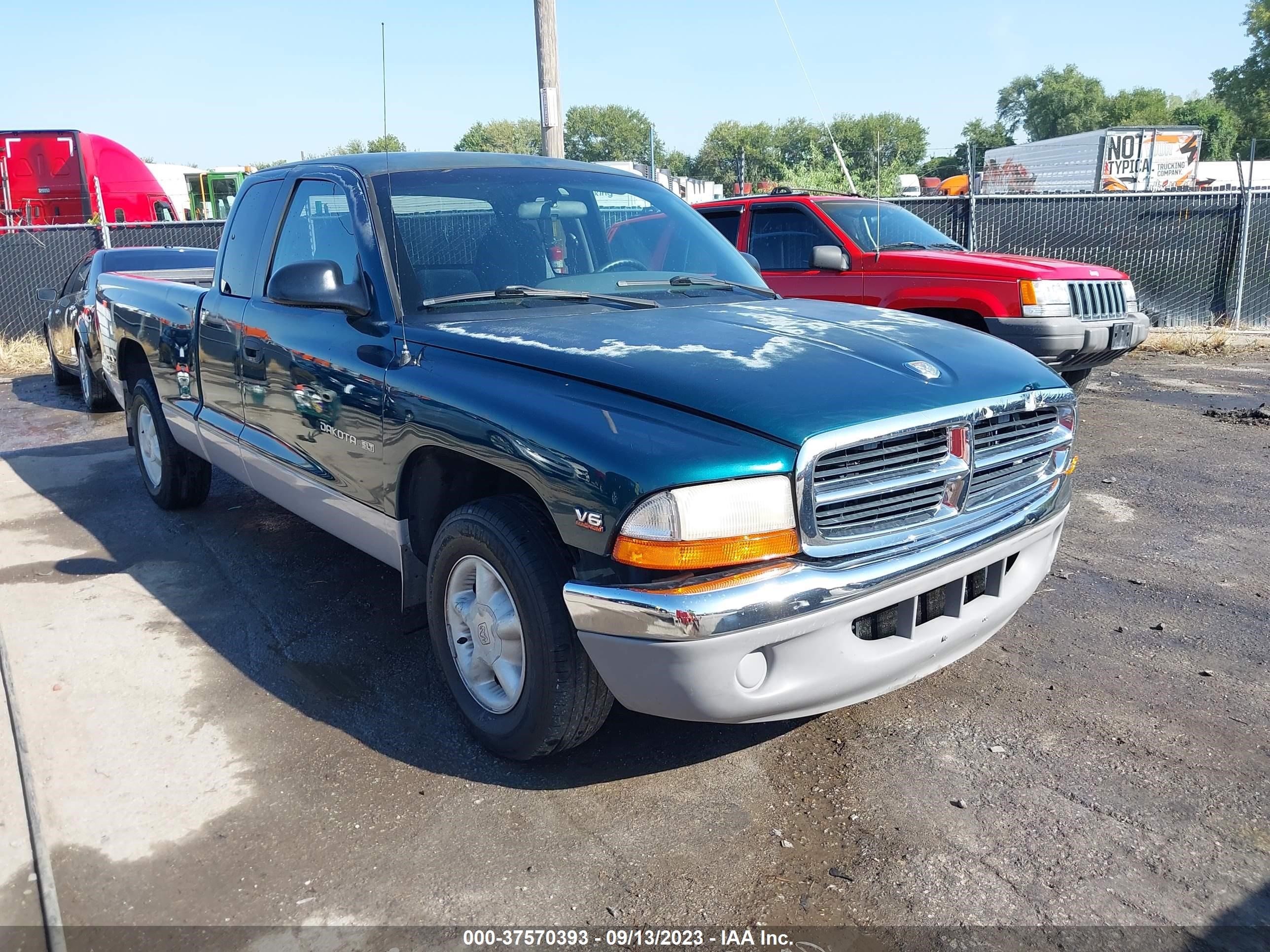 DODGE DAKOTA 1998 1b7gl22x3ws696183