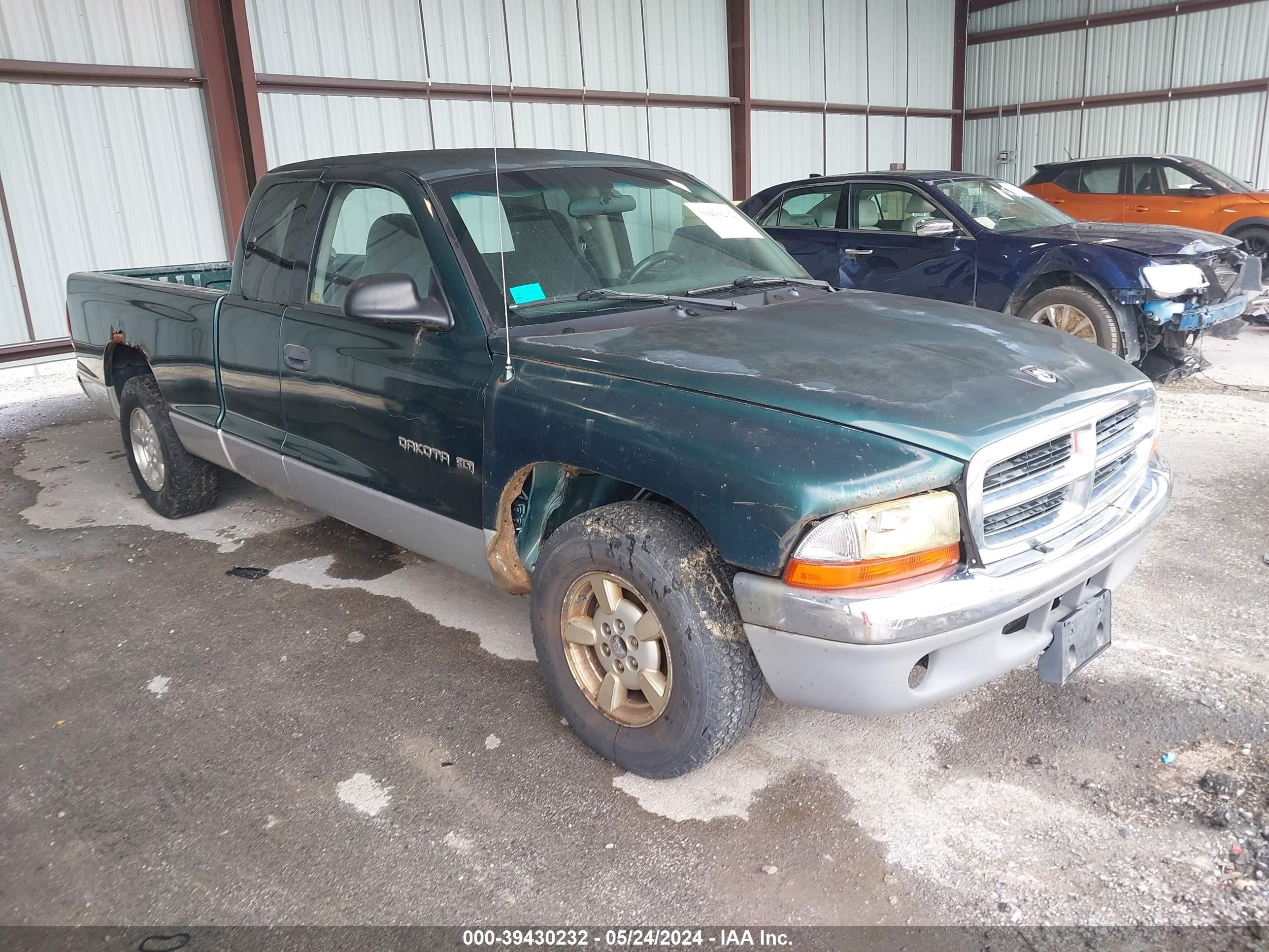 DODGE DAKOTA 2001 1b7gl22x51s292052