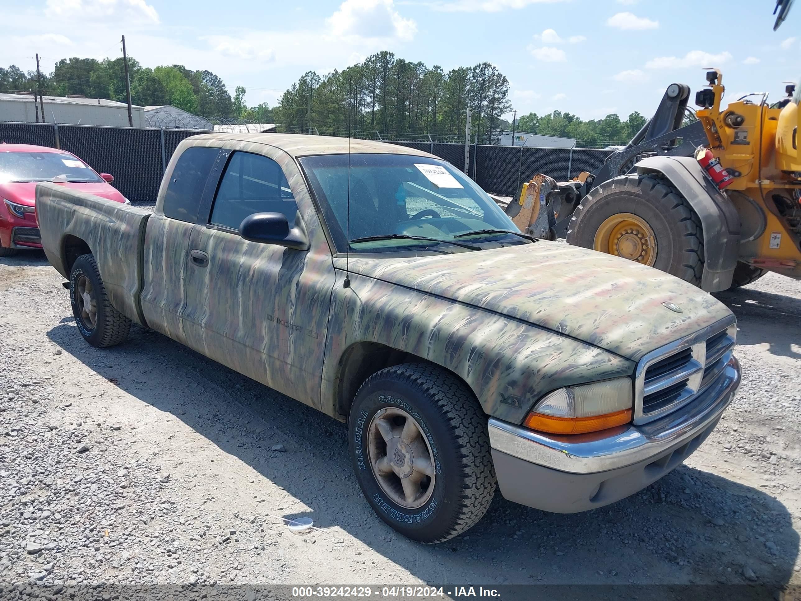 DODGE DAKOTA 1998 1b7gl22x7ws756059