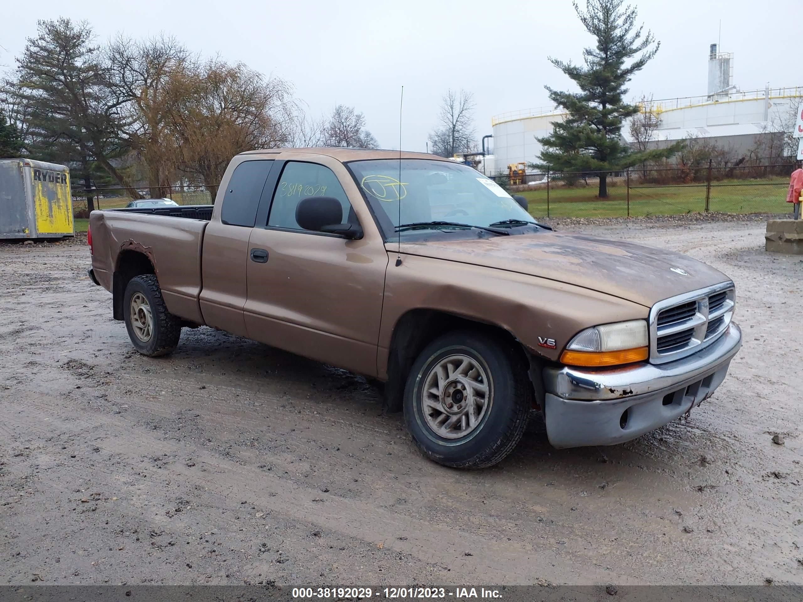 DODGE DAKOTA 2000 1b7gl22x7ys759059