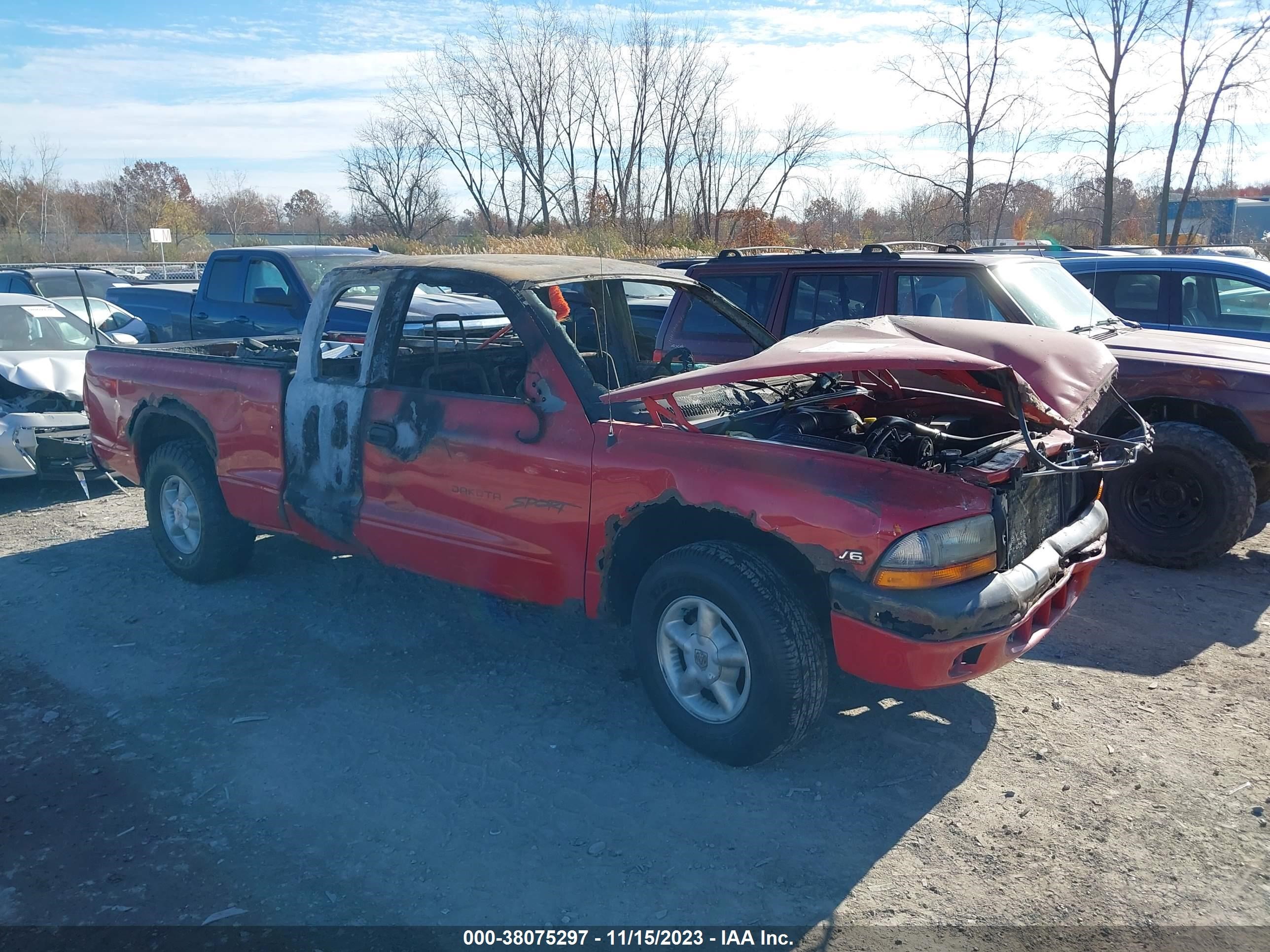 DODGE DAKOTA 1998 1b7gl22x8ws748424