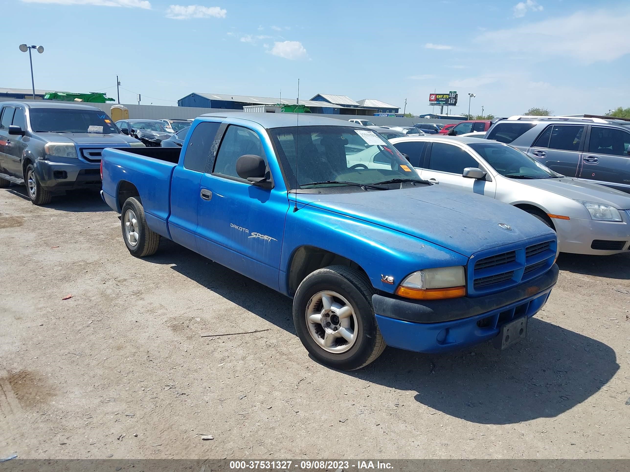 DODGE DAKOTA 2000 1b7gl22x8ys592713