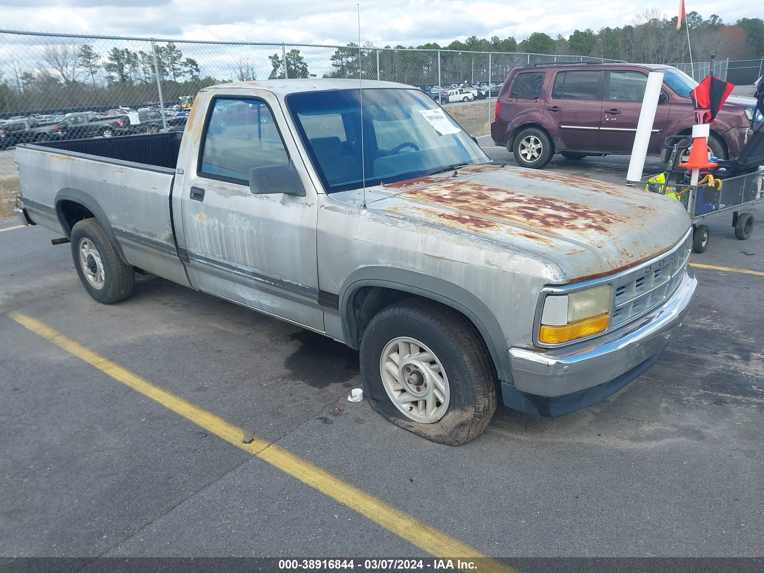 DODGE DAKOTA 1992 1b7gl26x3ns593712