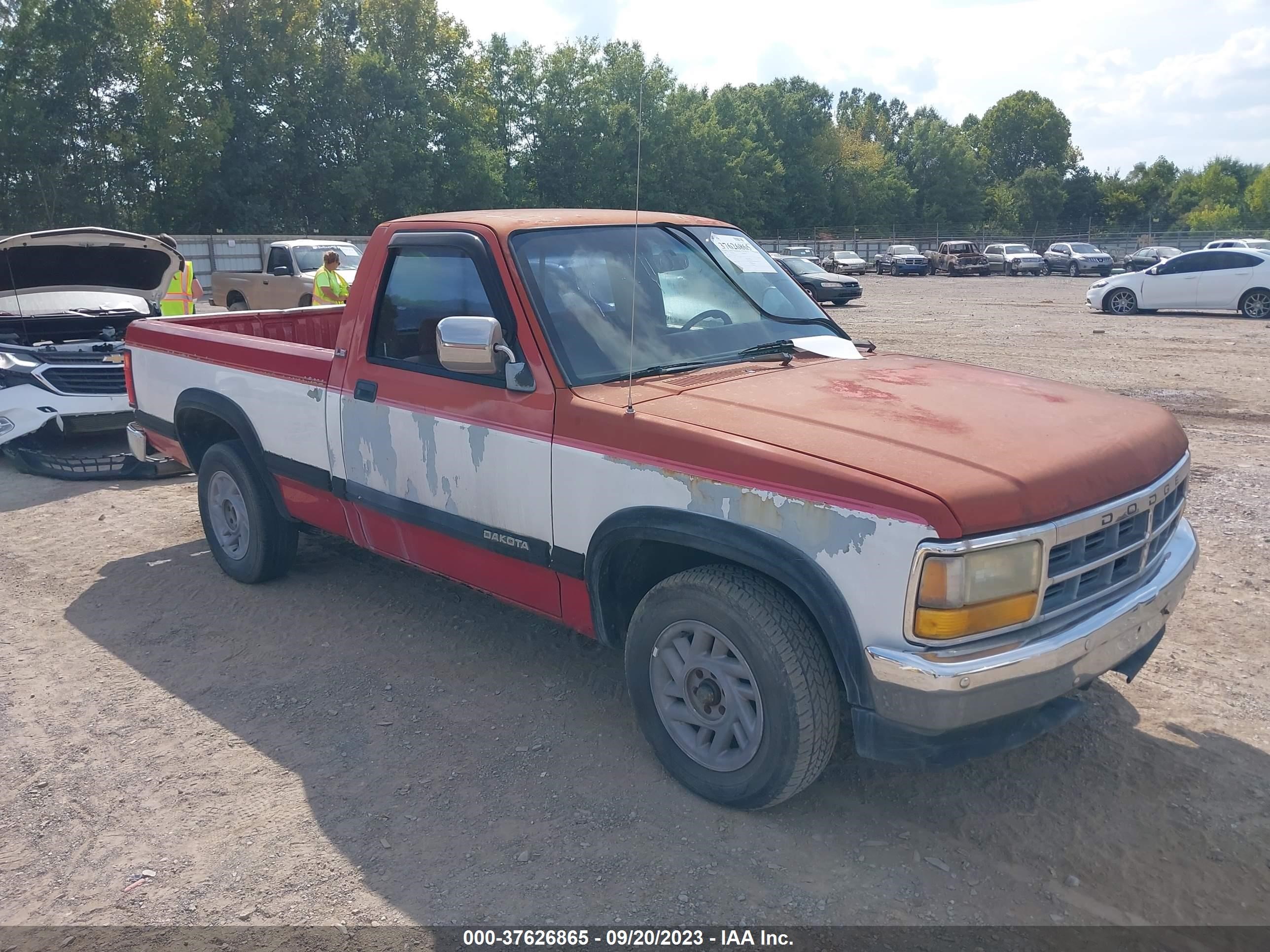 DODGE DAKOTA 1992 1b7gl26x4ns583979