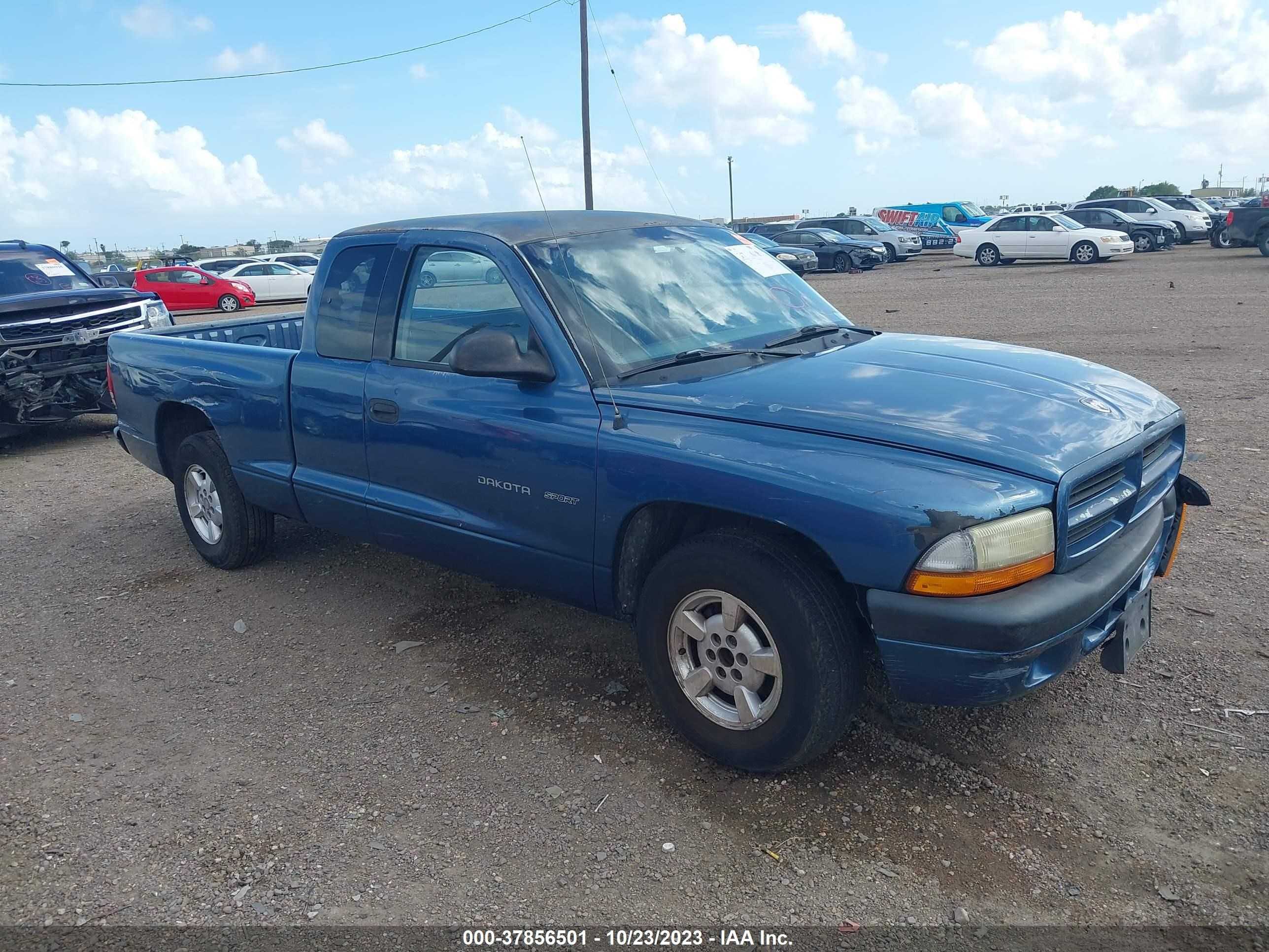 DODGE DAKOTA 2002 1b7gl32x02s531918