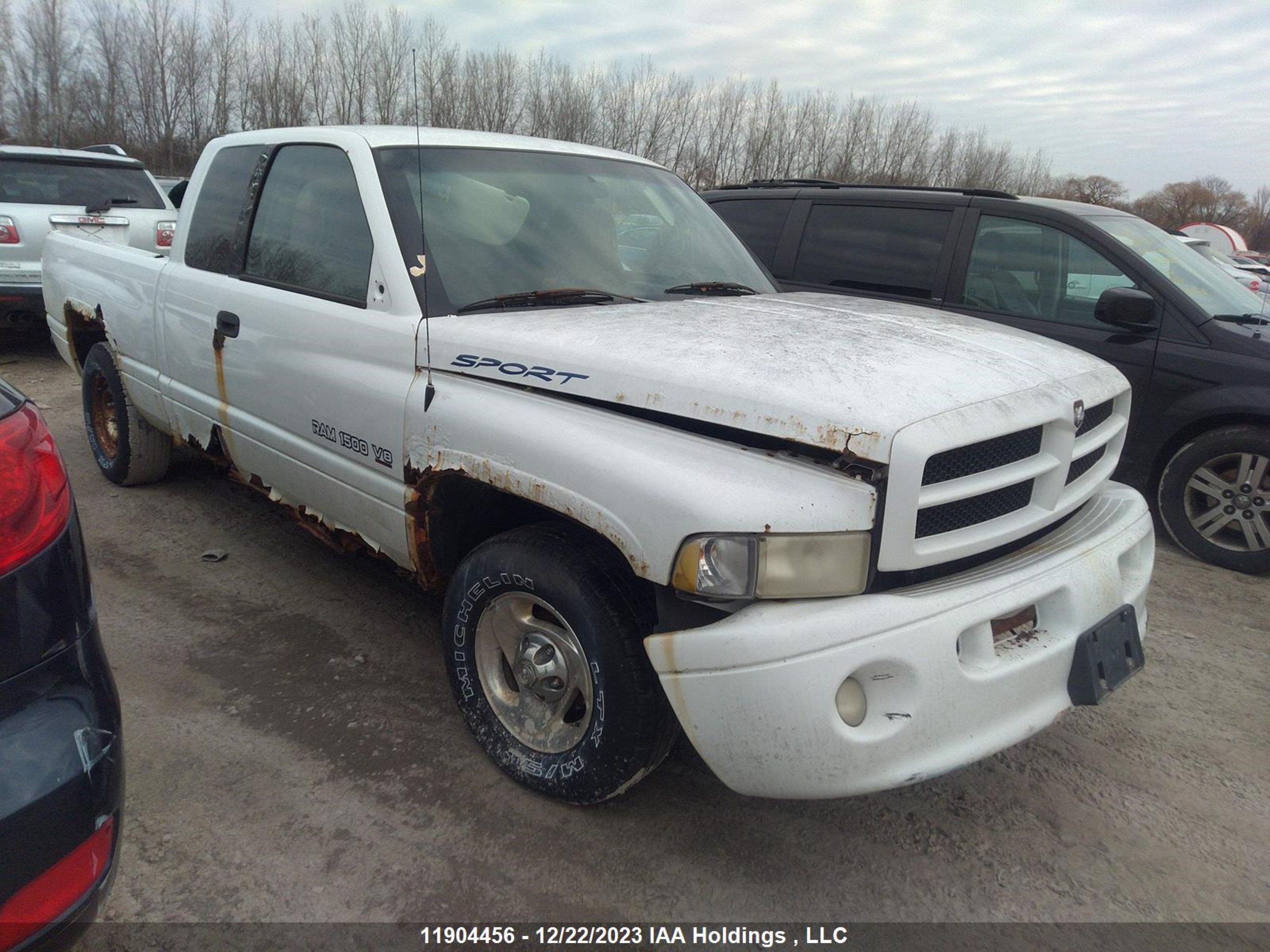 DODGE RAM 1999 1b7hc13y0xj652154