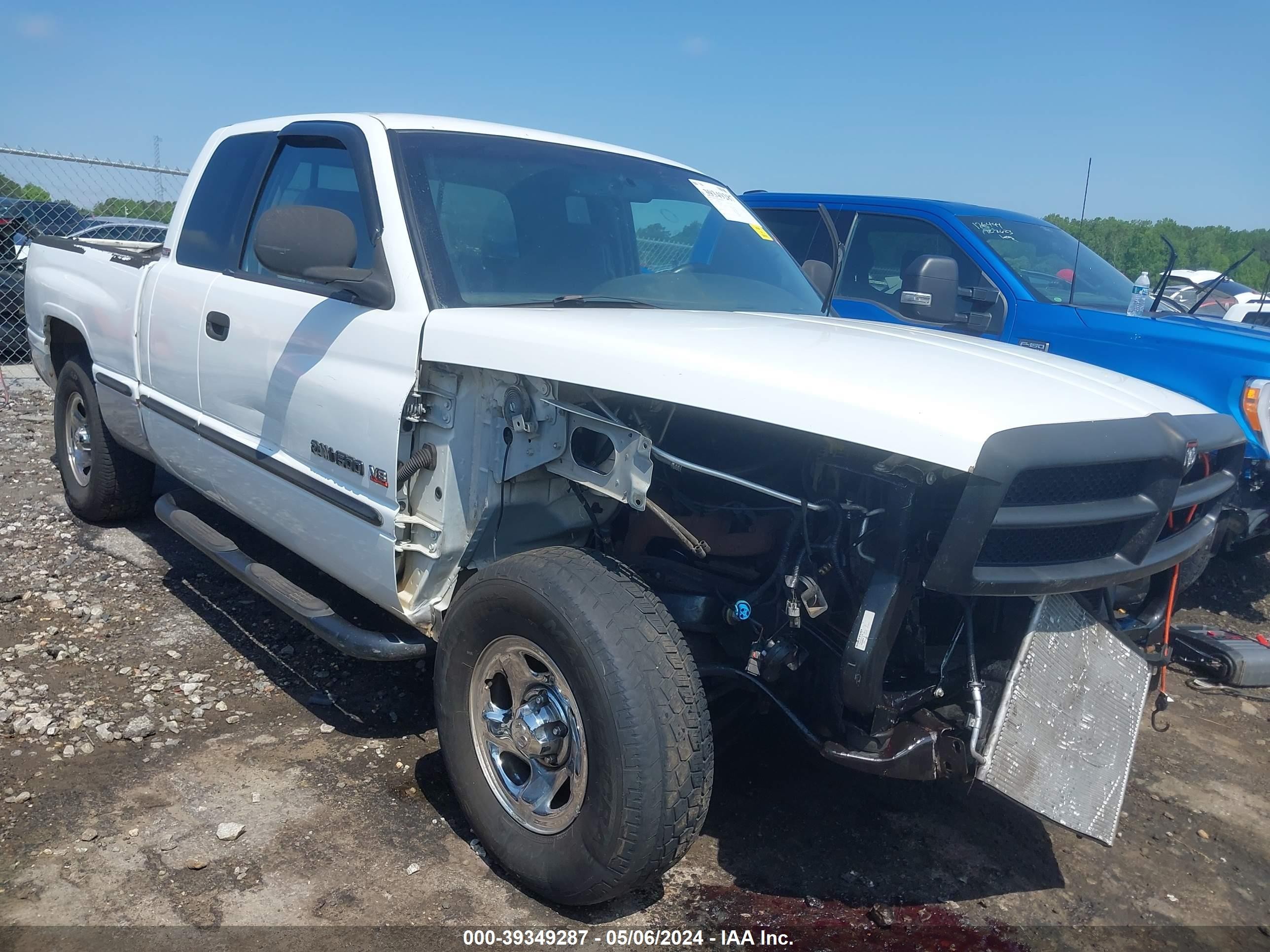 DODGE RAM 1998 1b7hc13z1wj181915