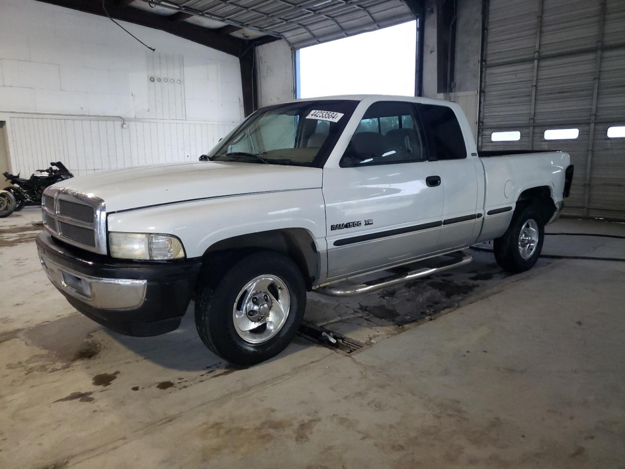 DODGE RAM 1998 1b7hc13z1wj251672