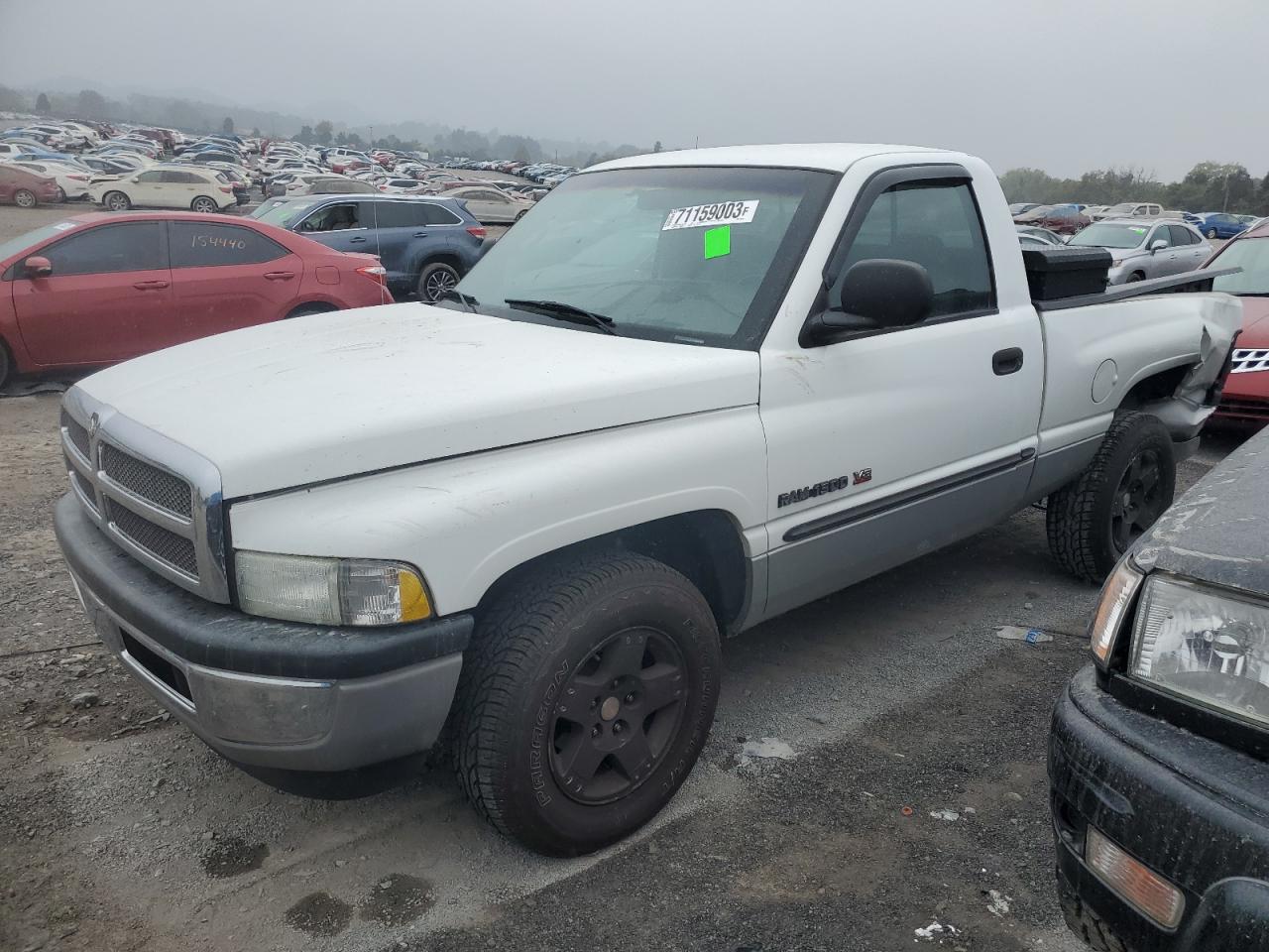 DODGE RAM 2001 1b7hc16y11s258191