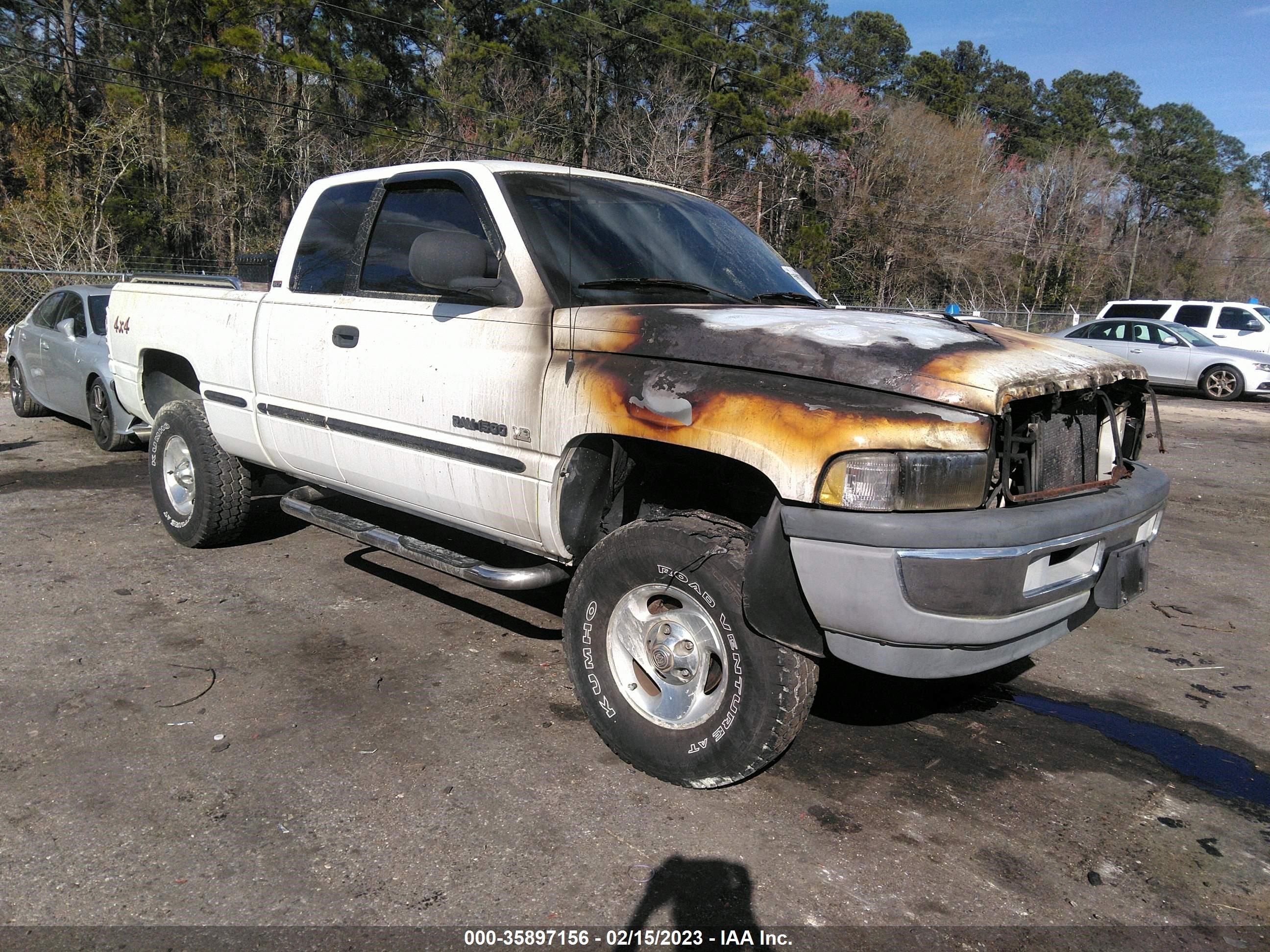 DODGE RAM 1999 1b7hf13y0xj621607