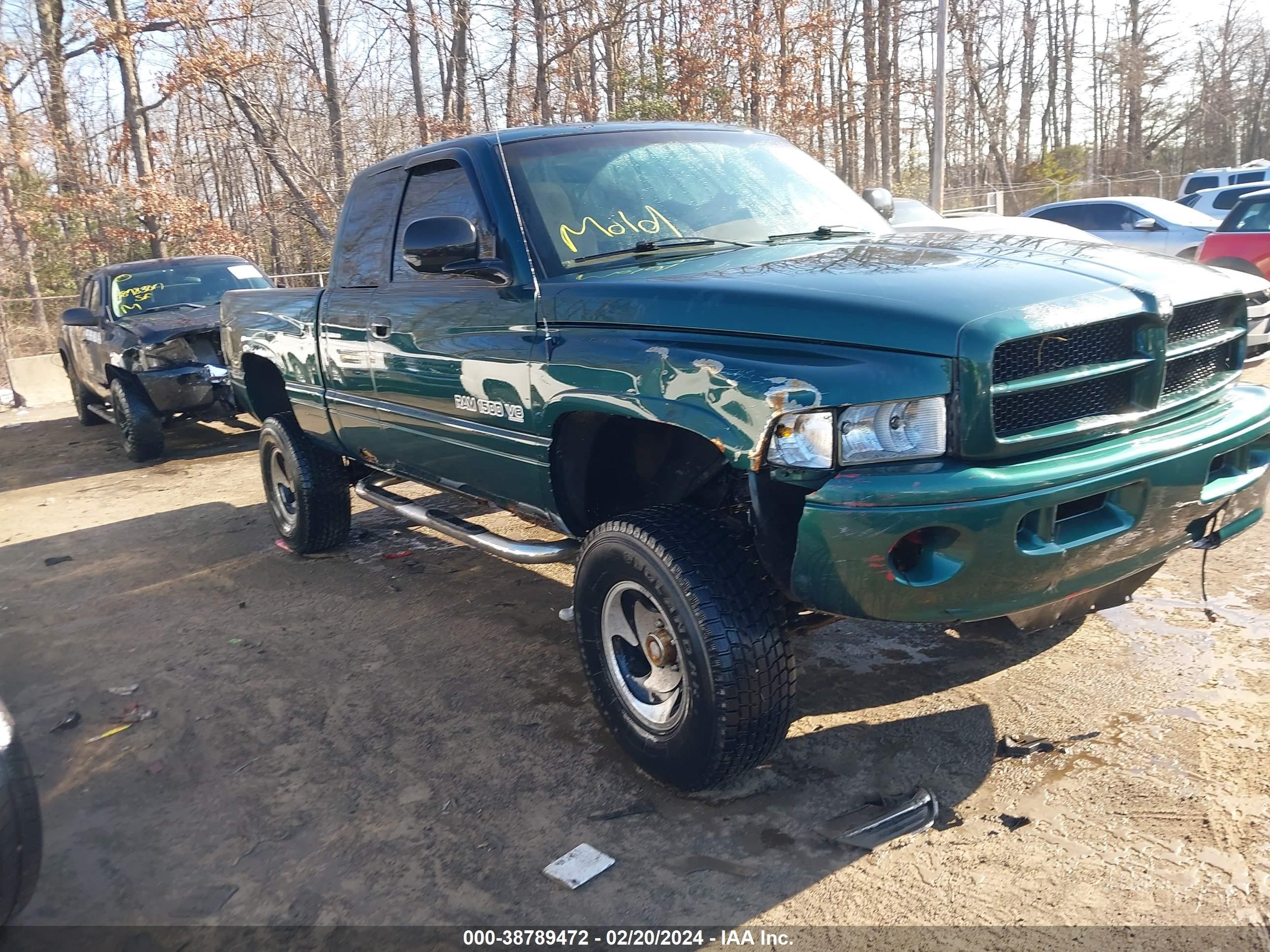 DODGE RAM 2001 1b7hf13yx1j241682