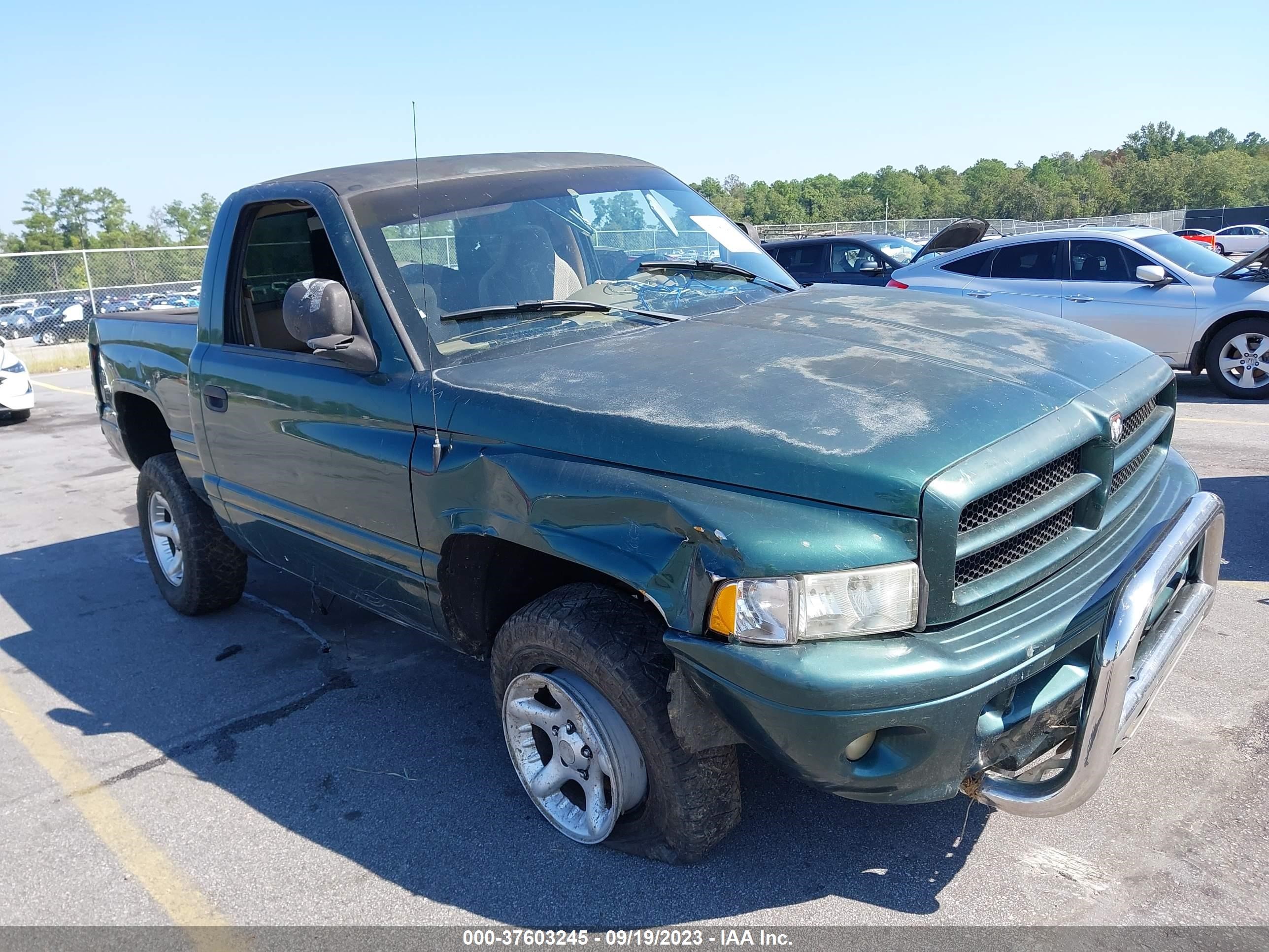 DODGE RAM 2000 1b7hf16z9ys612887