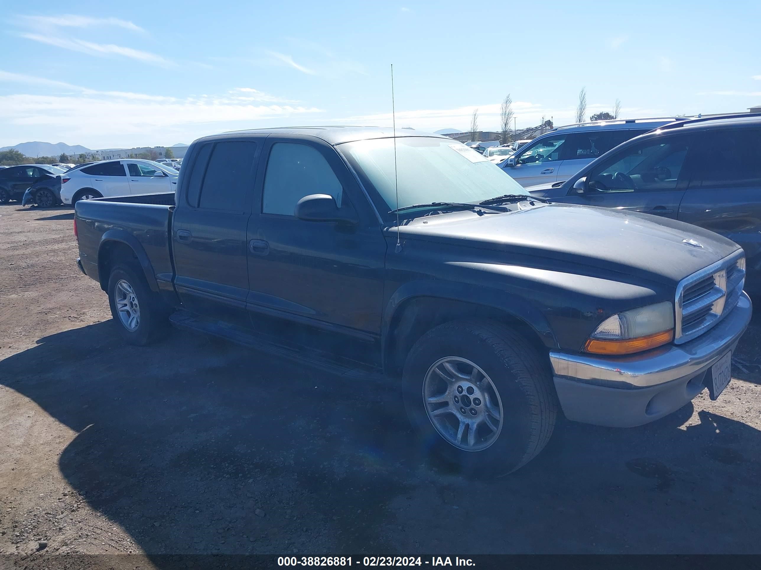 DODGE DAKOTA 2002 1b7hl48n72s586334